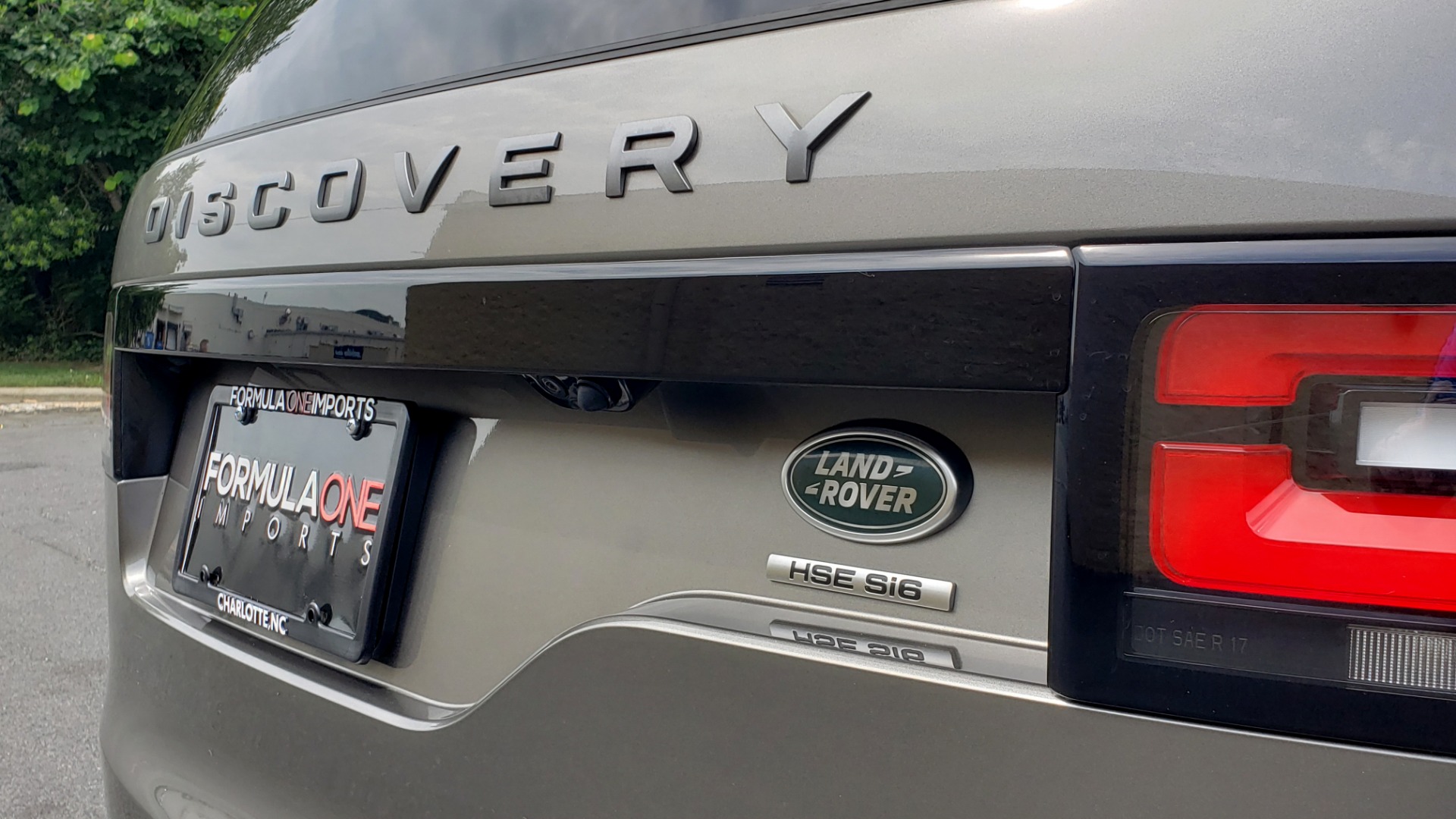Used 2018 Land Rover DISCOVERY HSE / NAV / DRV PKG / VISION / CLIMATE / CAPABILITY / 3-ROW for sale Sold at Formula Imports in Charlotte NC 28227 36