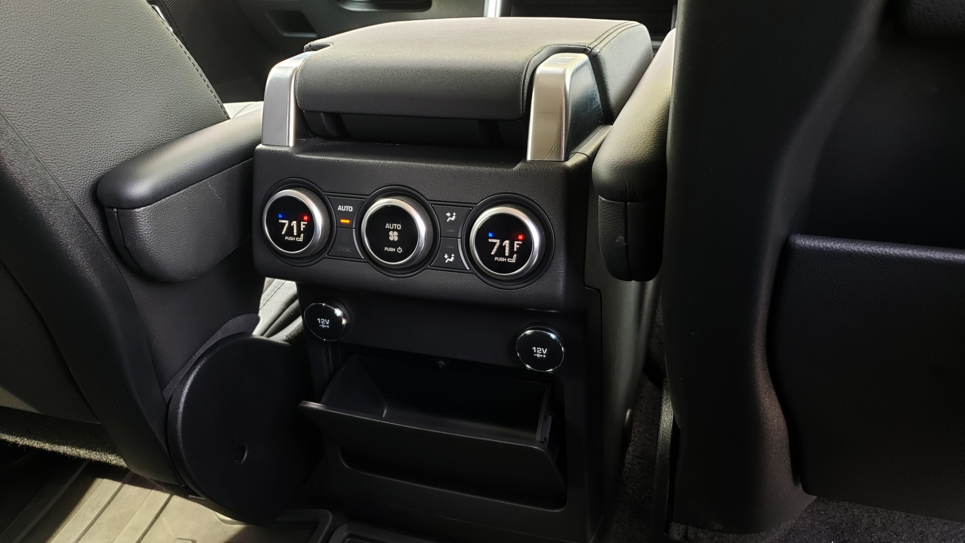 Used 2018 Land Rover DISCOVERY HSE / NAV / DRV PKG / VISION / CLIMATE / CAPABILITY / 3-ROW for sale Sold at Formula Imports in Charlotte NC 28227 85