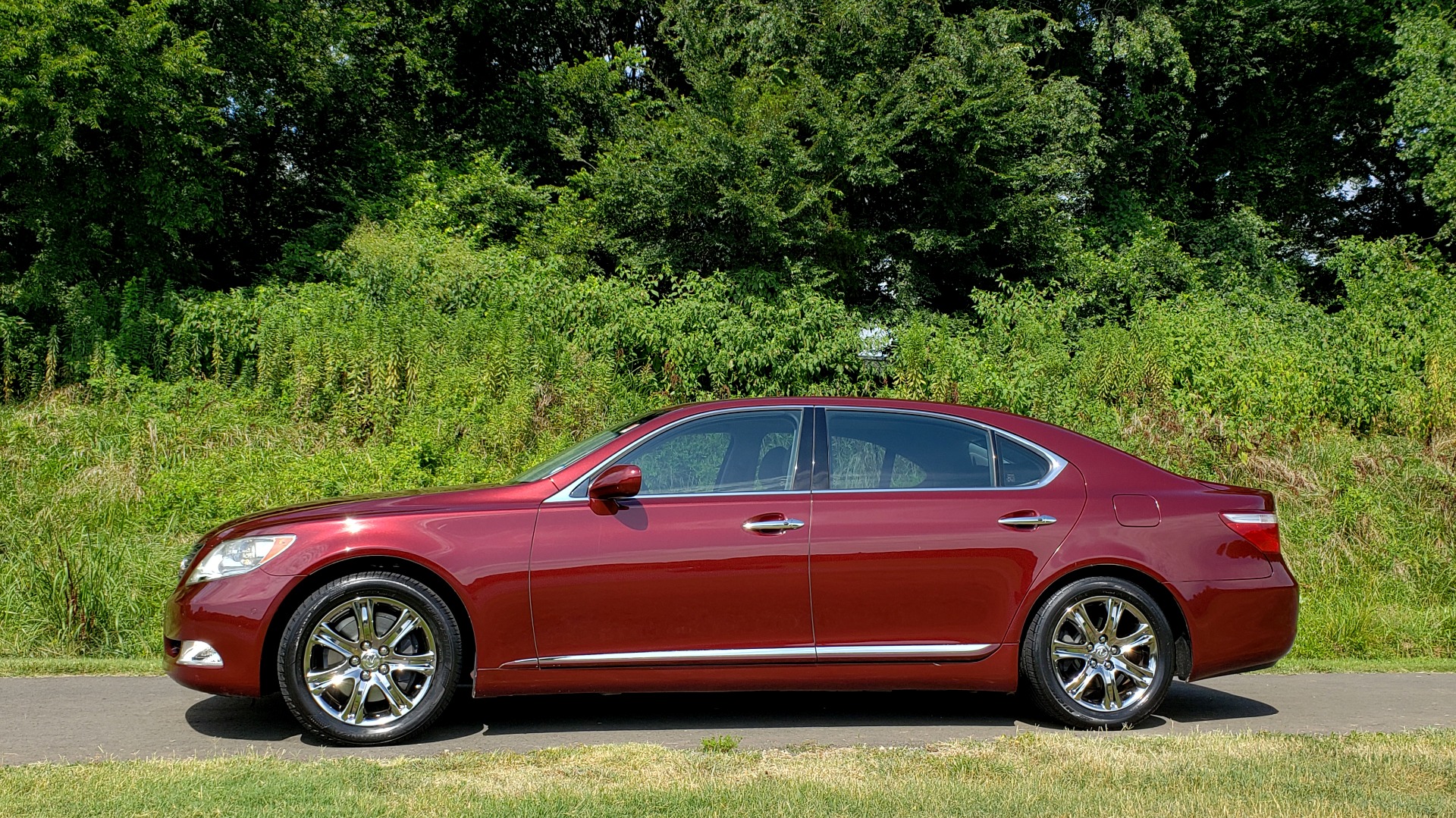 Used 2007 Lexus LS 460 LWB / LUX / NAV / SUNROOF / MARK LEVINSON SND / AIR SUSP for sale Sold at Formula Imports in Charlotte NC 28227 2