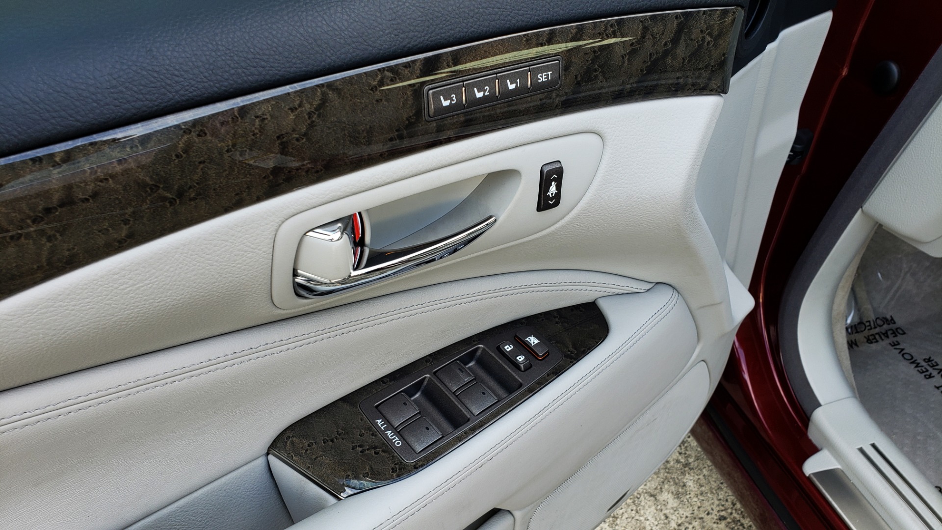 Used 2007 Lexus LS 460 LWB / LUX / NAV / SUNROOF / MARK LEVINSON SND / AIR SUSP for sale Sold at Formula Imports in Charlotte NC 28227 30