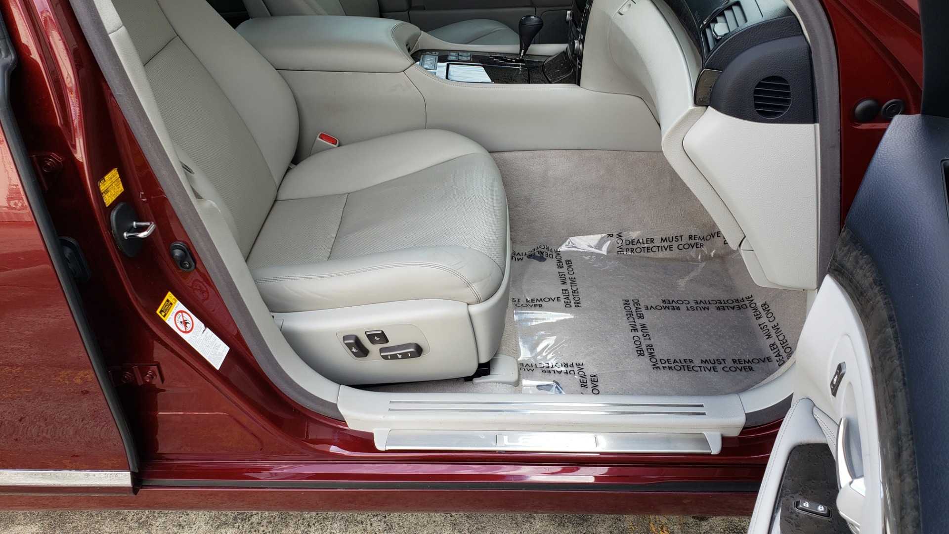 Used 2007 Lexus LS 460 LWB / LUX / NAV / SUNROOF / MARK LEVINSON SND / AIR SUSP for sale Sold at Formula Imports in Charlotte NC 28227 66