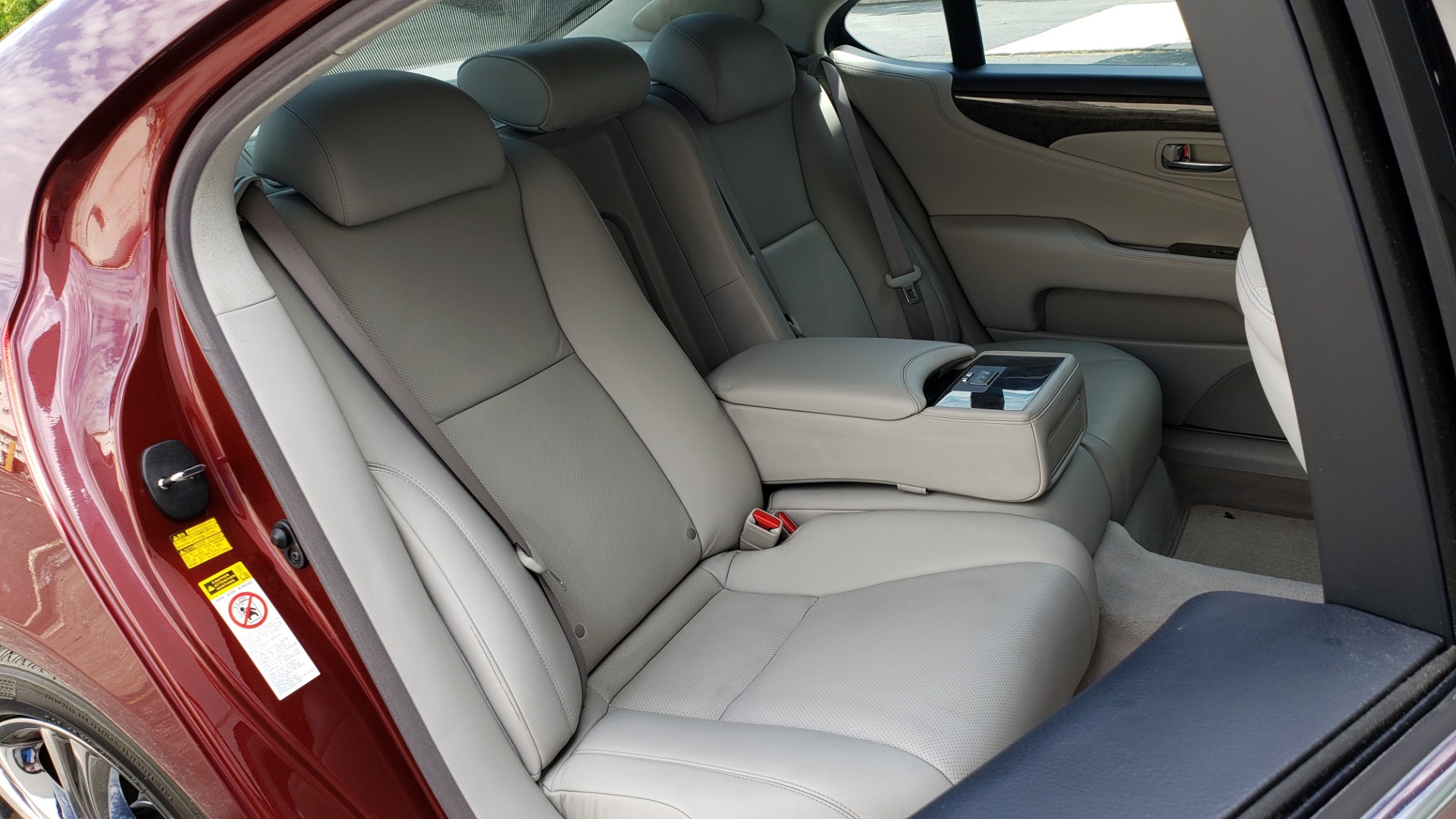 Used 2007 Lexus LS 460 LWB / LUX / NAV / SUNROOF / MARK LEVINSON SND / AIR SUSP for sale Sold at Formula Imports in Charlotte NC 28227 74