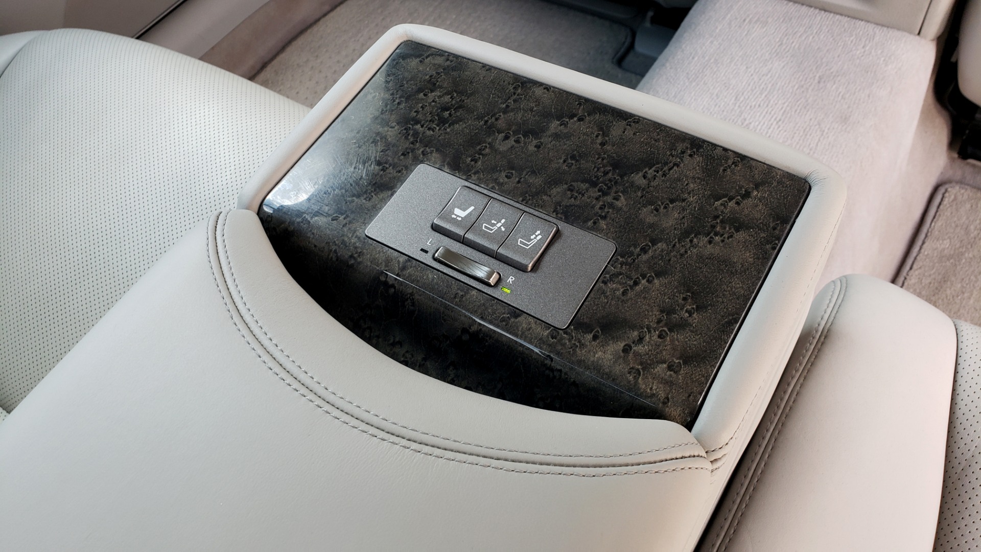 Used 2007 Lexus LS 460 LWB / LUX / NAV / SUNROOF / MARK LEVINSON SND / AIR SUSP for sale Sold at Formula Imports in Charlotte NC 28227 75