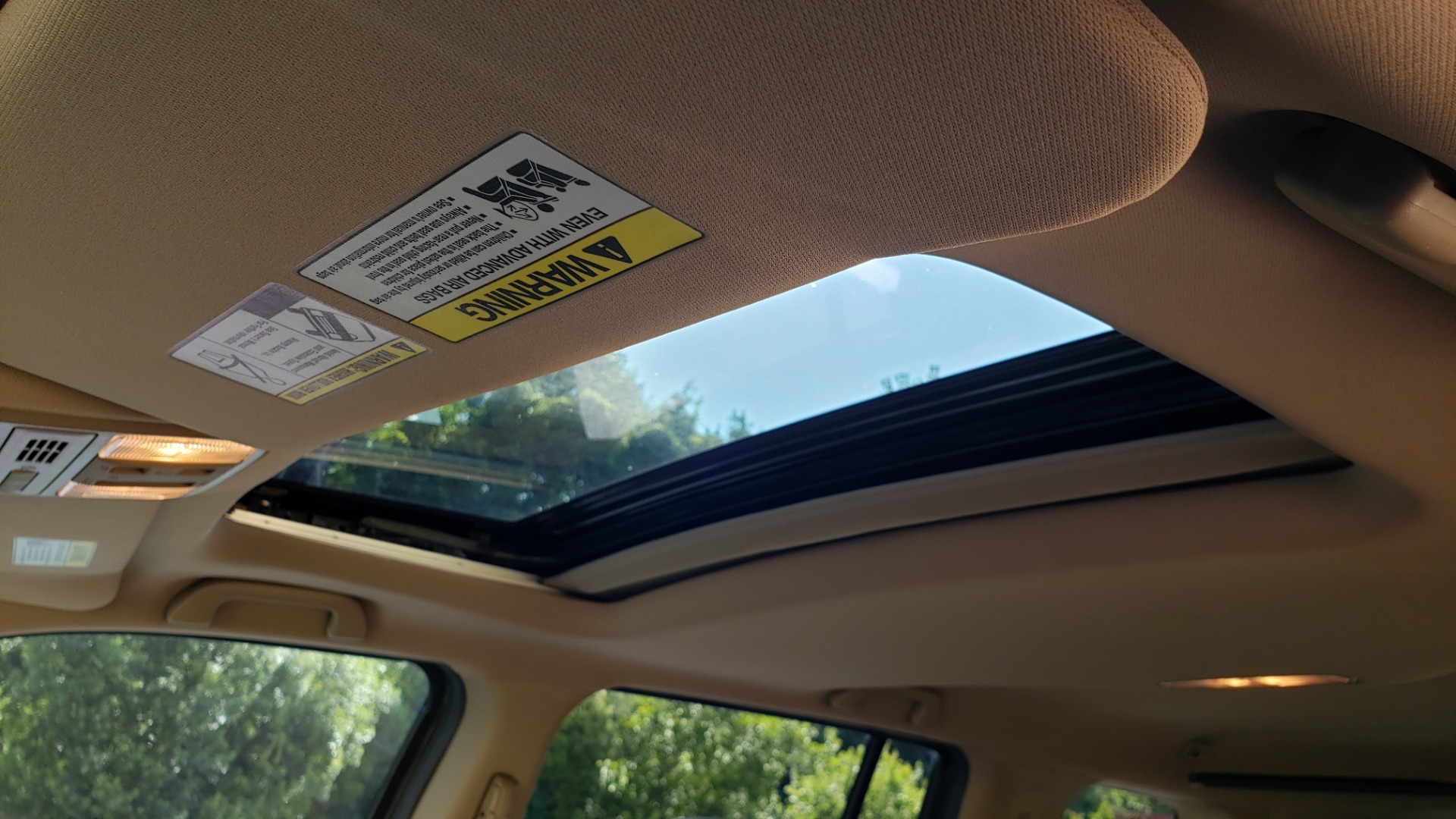Used 2014 Honda PILOT EX-L / SUNROOF / HTD STS / DUAL-ZONE CLIMATE / REARVIEW for sale Sold at Formula Imports in Charlotte NC 28227 16