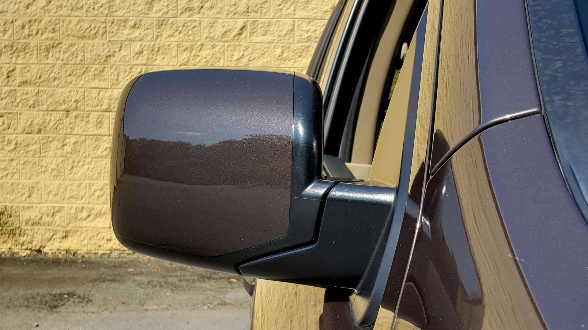 Used 2014 Honda PILOT EX-L / SUNROOF / HTD STS / DUAL-ZONE CLIMATE / REARVIEW for sale Sold at Formula Imports in Charlotte NC 28227 21