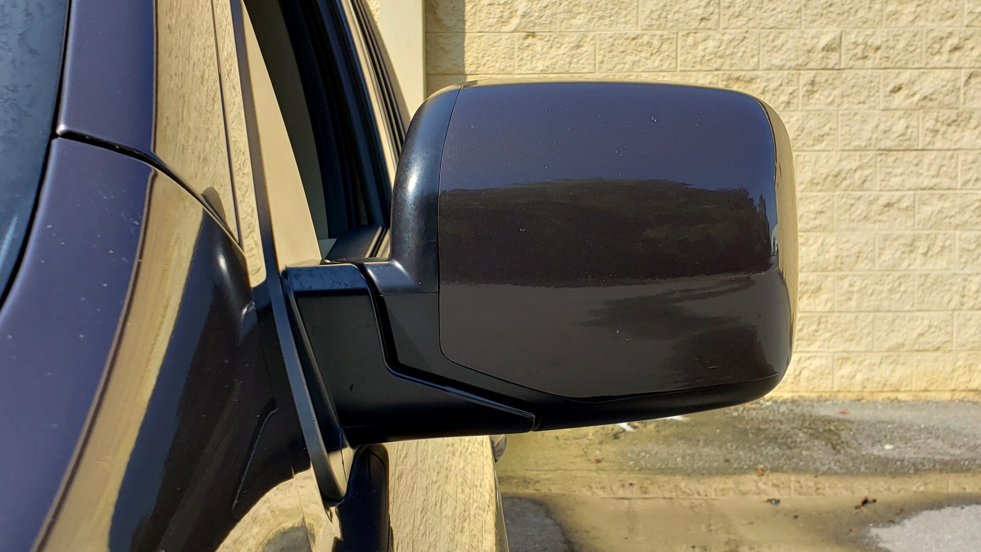 Used 2014 Honda PILOT EX-L / SUNROOF / HTD STS / DUAL-ZONE CLIMATE / REARVIEW for sale Sold at Formula Imports in Charlotte NC 28227 22