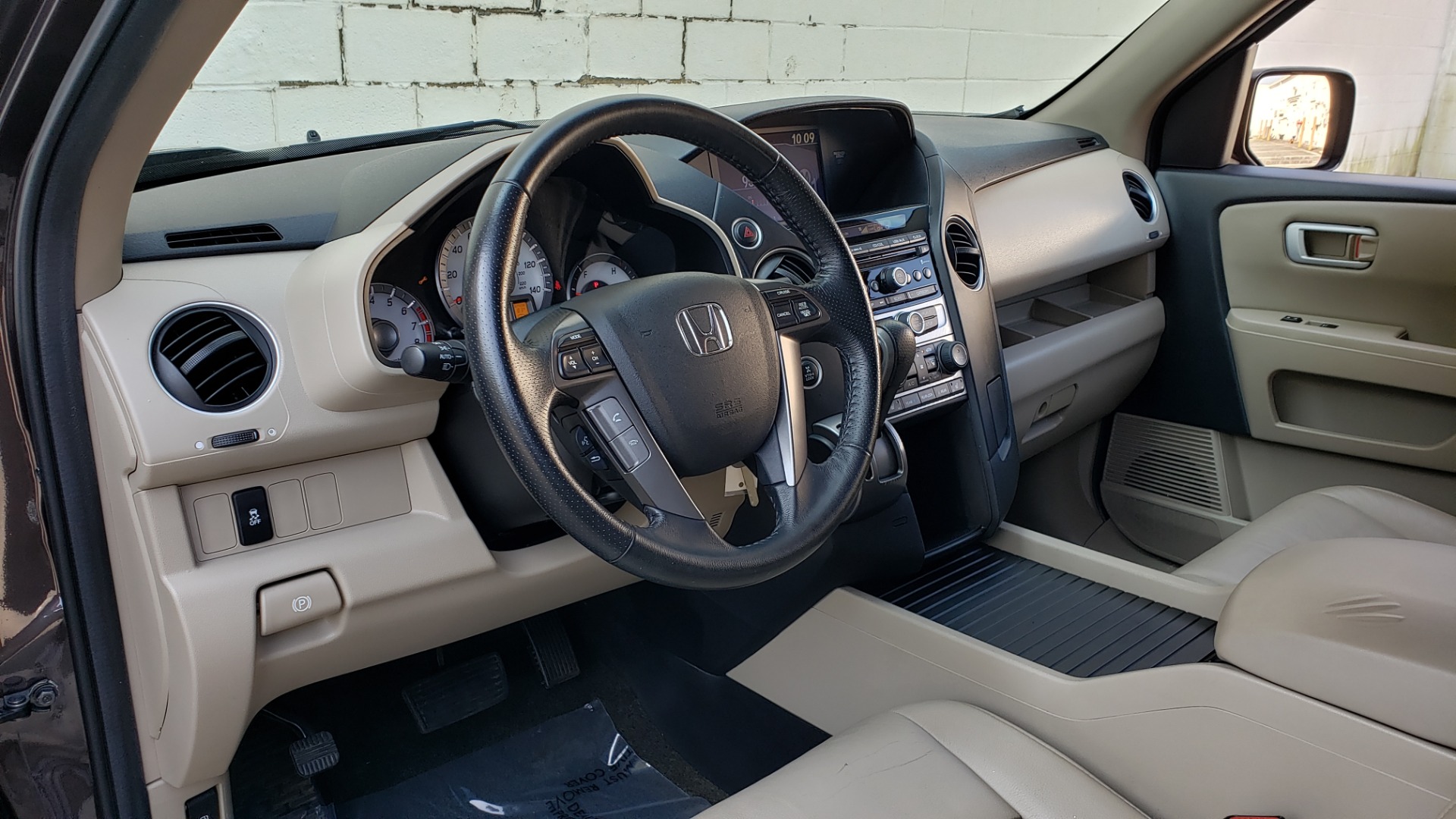 Used 2014 Honda PILOT EX-L / SUNROOF / HTD STS / DUAL-ZONE CLIMATE / REARVIEW for sale Sold at Formula Imports in Charlotte NC 28227 34