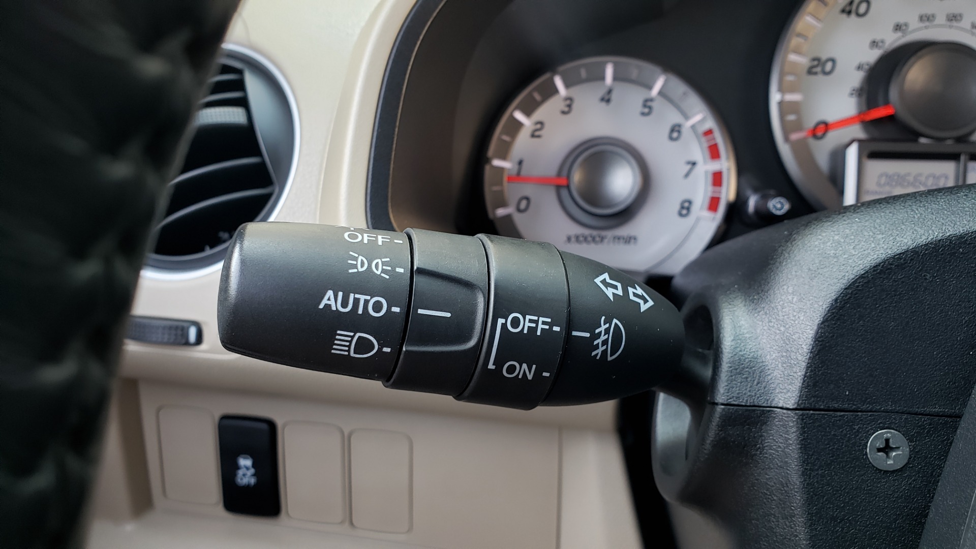 Used 2014 Honda PILOT EX-L / SUNROOF / HTD STS / DUAL-ZONE CLIMATE / REARVIEW for sale Sold at Formula Imports in Charlotte NC 28227 39