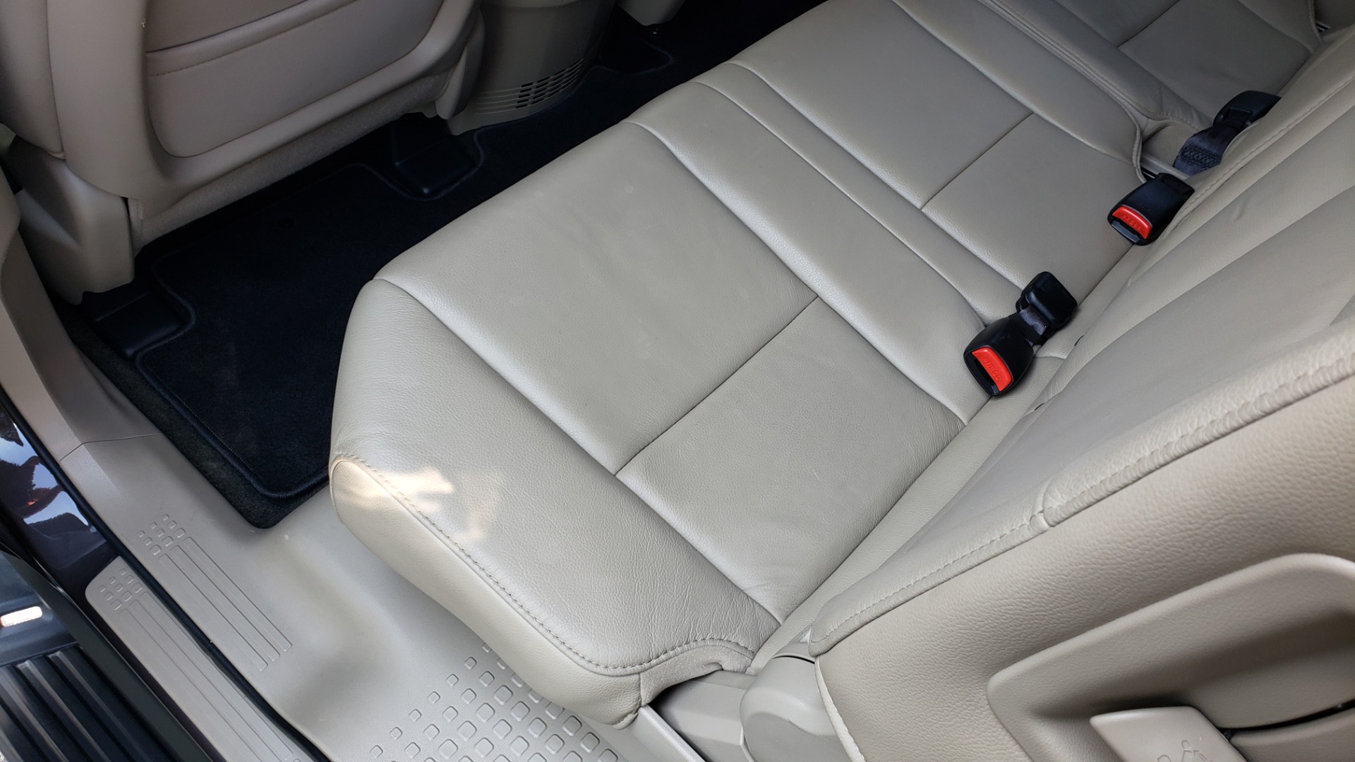 Used 2014 Honda PILOT EX-L / SUNROOF / HTD STS / DUAL-ZONE CLIMATE / REARVIEW for sale Sold at Formula Imports in Charlotte NC 28227 58