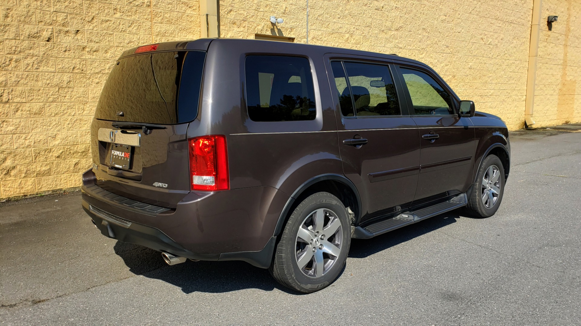 Used 2014 Honda PILOT EX-L / SUNROOF / HTD STS / DUAL-ZONE CLIMATE / REARVIEW for sale Sold at Formula Imports in Charlotte NC 28227 6
