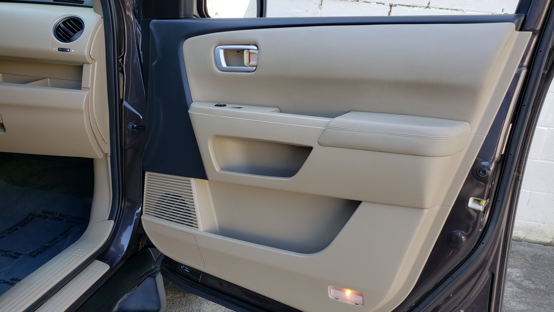 Used 2014 Honda PILOT EX-L / SUNROOF / HTD STS / DUAL-ZONE CLIMATE / REARVIEW for sale Sold at Formula Imports in Charlotte NC 28227 64