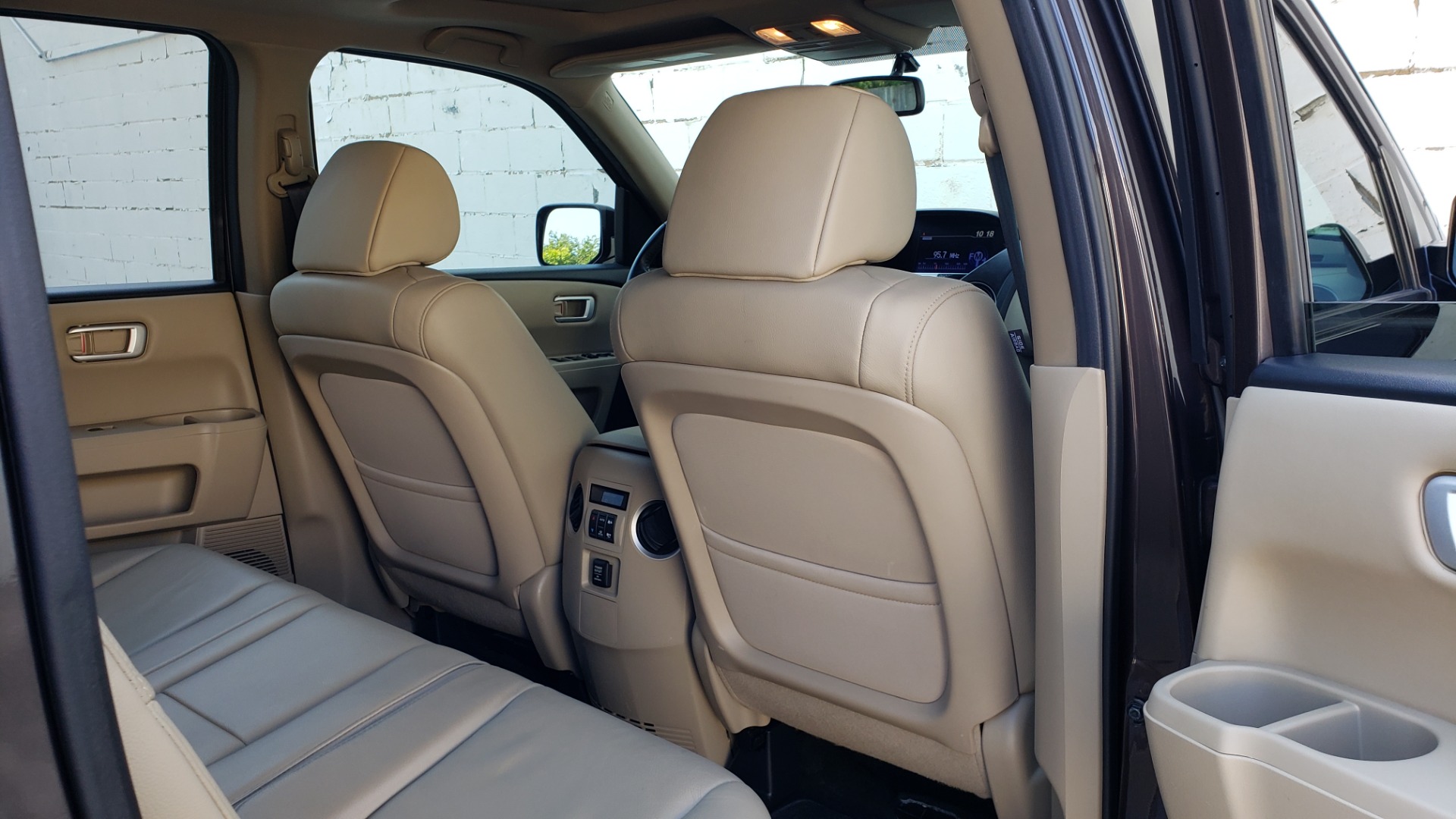 Used 2014 Honda PILOT EX-L / SUNROOF / HTD STS / DUAL-ZONE CLIMATE / REARVIEW for sale Sold at Formula Imports in Charlotte NC 28227 75