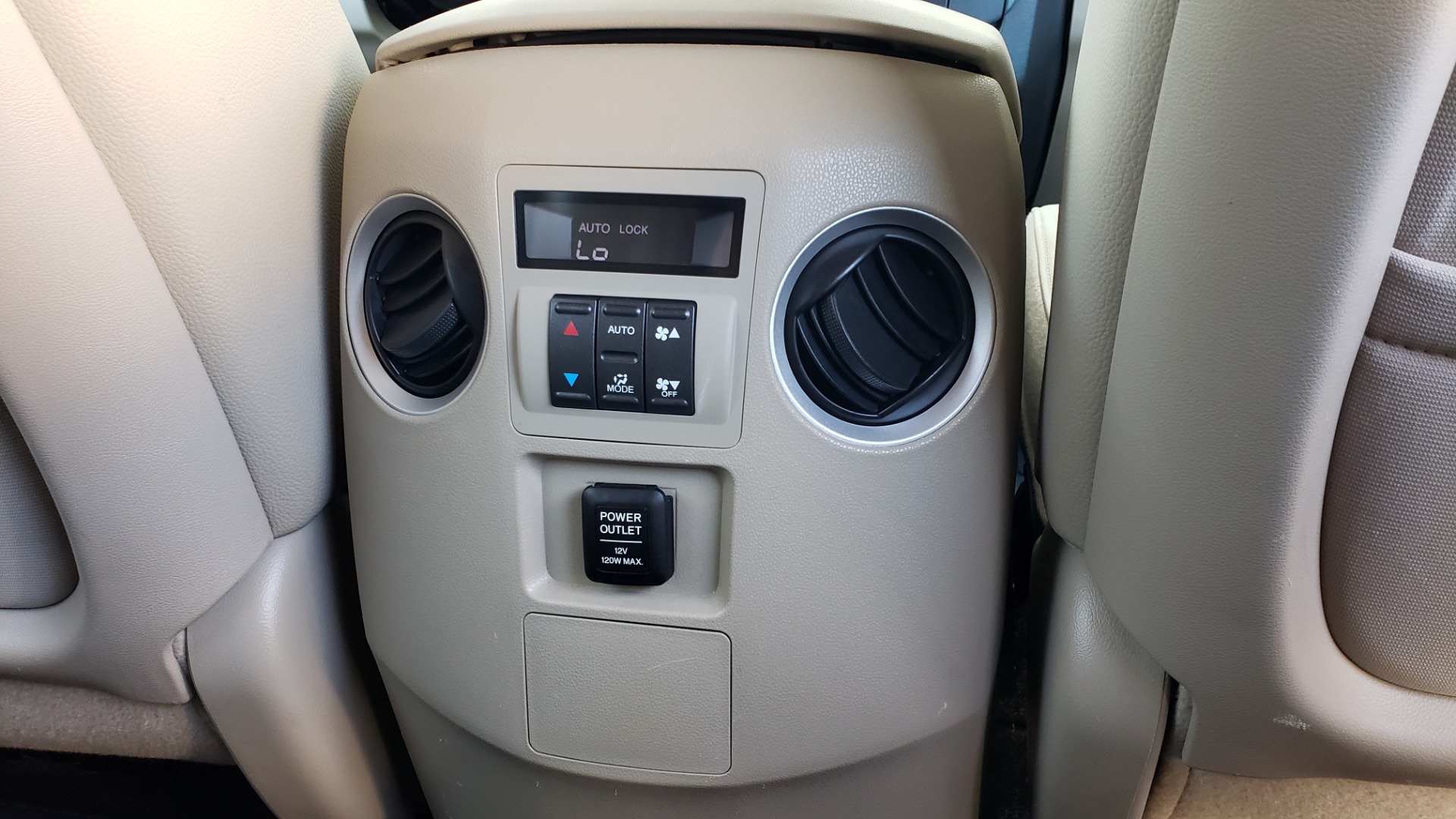 Used 2014 Honda PILOT EX-L / SUNROOF / HTD STS / DUAL-ZONE CLIMATE / REARVIEW for sale Sold at Formula Imports in Charlotte NC 28227 77