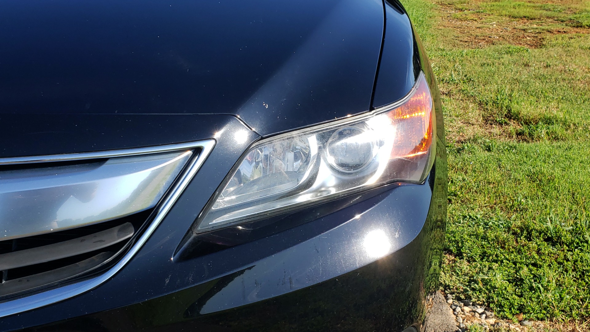 Used 2014 Acura ILX 4DR-SEDAN 2.0L / 5-SPD AUTO / SNRF / DUAL-ZONE CLIMATE / REARVIEW for sale Sold at Formula Imports in Charlotte NC 28227 11