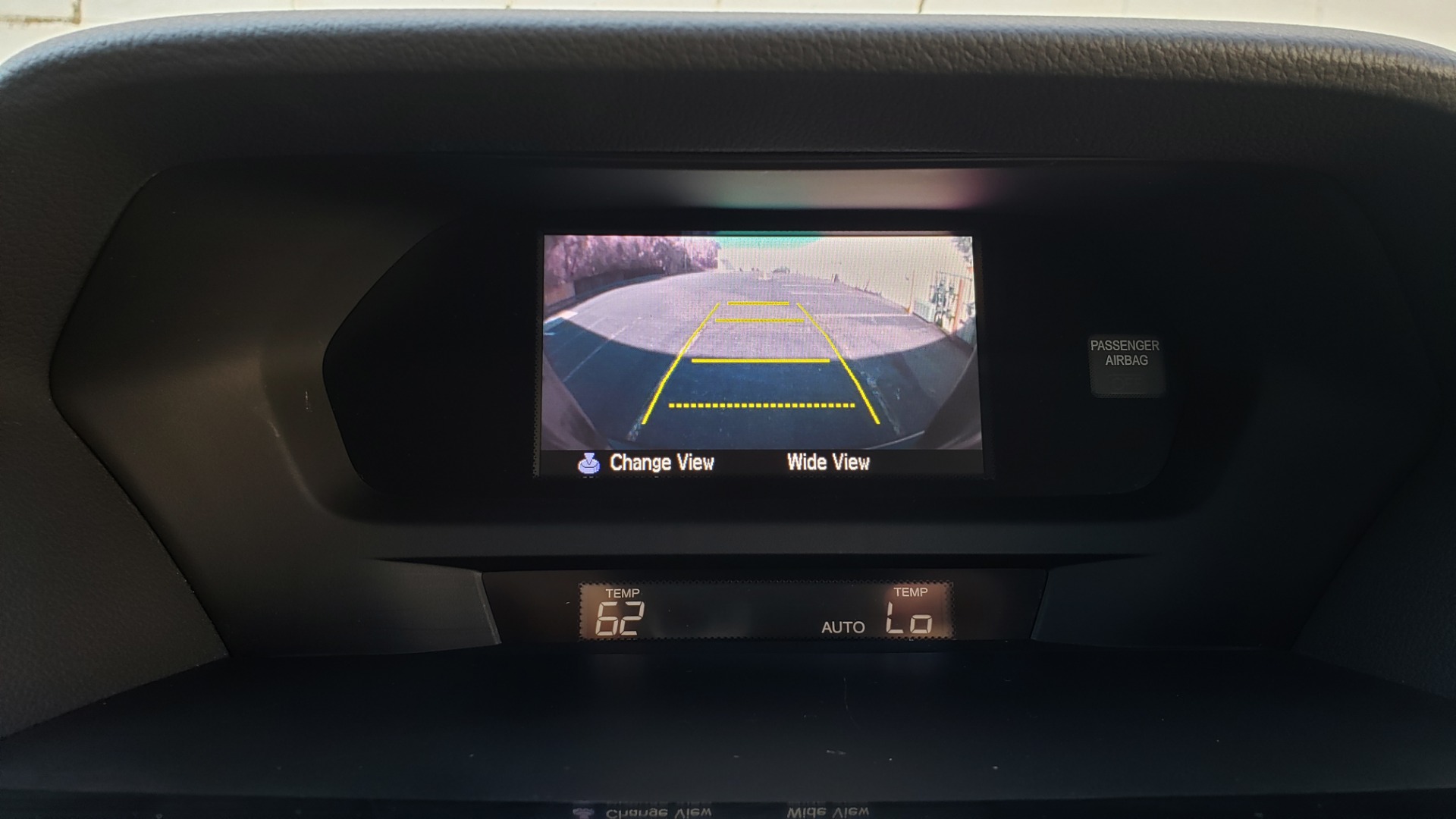 Used 2014 Acura ILX 4DR-SEDAN 2.0L / 5-SPD AUTO / SNRF / DUAL-ZONE CLIMATE / REARVIEW for sale Sold at Formula Imports in Charlotte NC 28227 39
