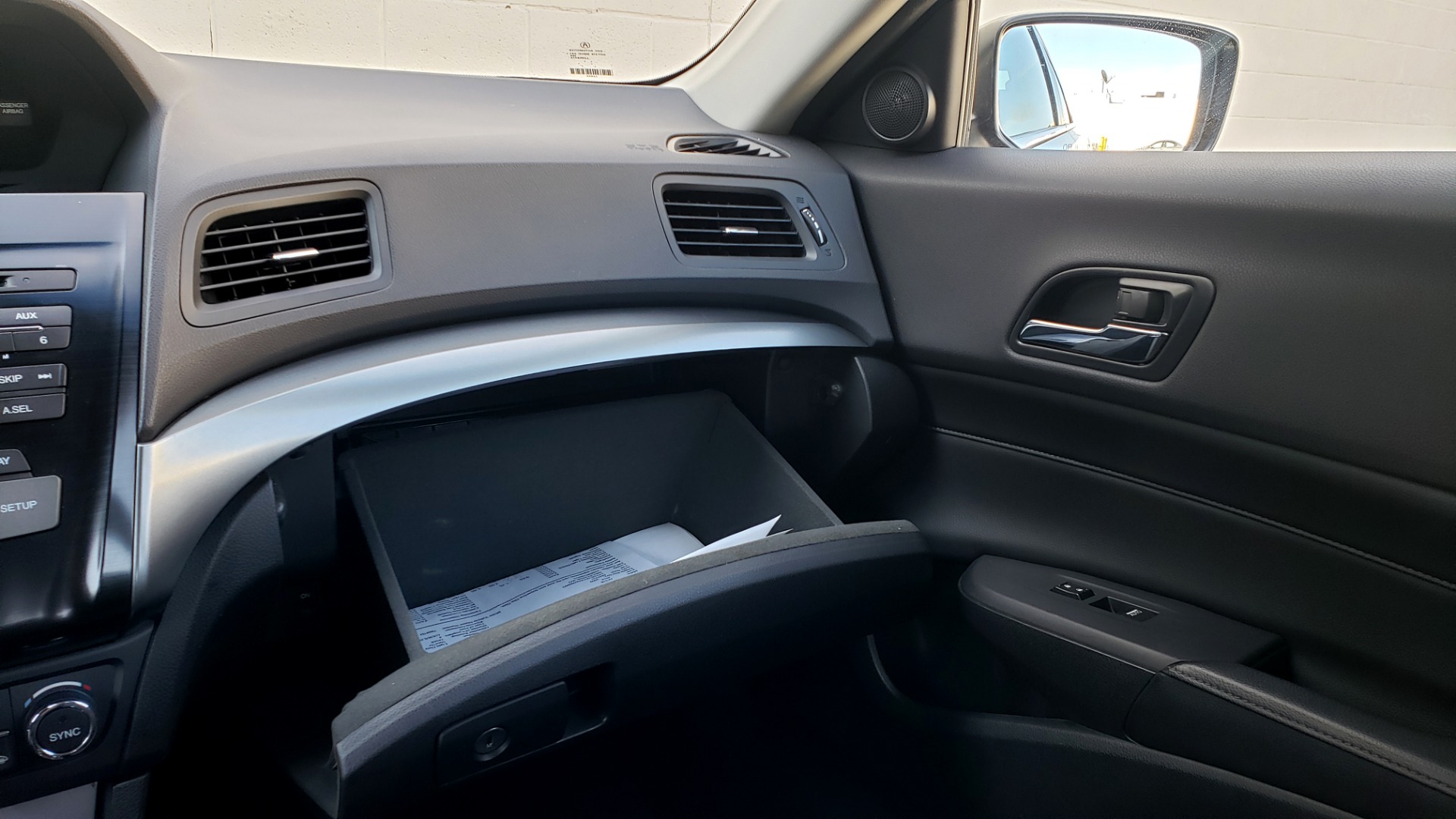 Used 2014 Acura ILX 4DR-SEDAN 2.0L / 5-SPD AUTO / SNRF / DUAL-ZONE CLIMATE / REARVIEW for sale Sold at Formula Imports in Charlotte NC 28227 43