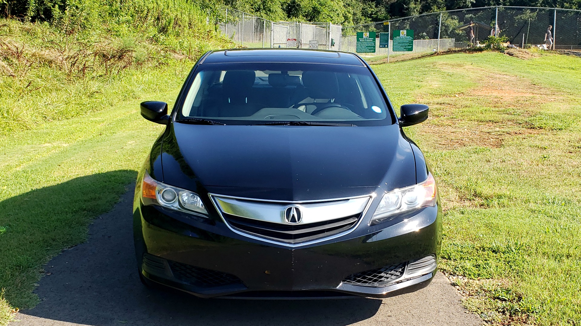 Used 2014 Acura ILX 4DR-SEDAN 2.0L / 5-SPD AUTO / SNRF / DUAL-ZONE CLIMATE / REARVIEW for sale Sold at Formula Imports in Charlotte NC 28227 9