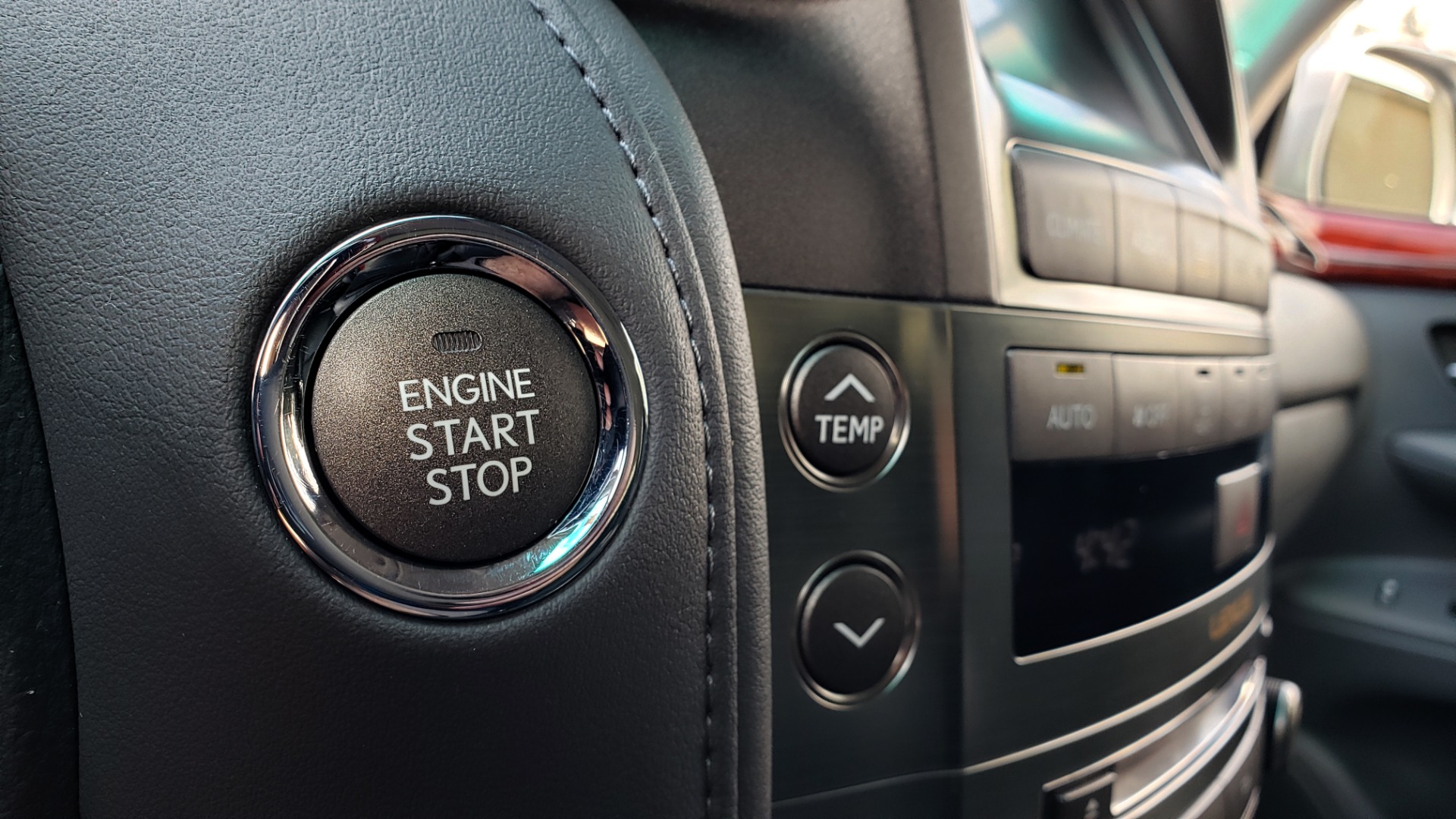 Used 2008 Lexus LX 570 4WD NAV / TECHNOLOGY PKG / 3-ROW / SUNROOF / REARVIEW for sale Sold at Formula Imports in Charlotte NC 28227 50