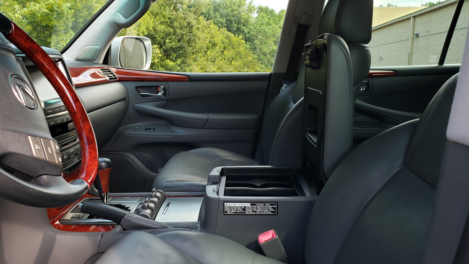 Used 2008 Lexus LX 570 4WD NAV / TECHNOLOGY PKG / 3-ROW / SUNROOF / REARVIEW for sale Sold at Formula Imports in Charlotte NC 28227 63