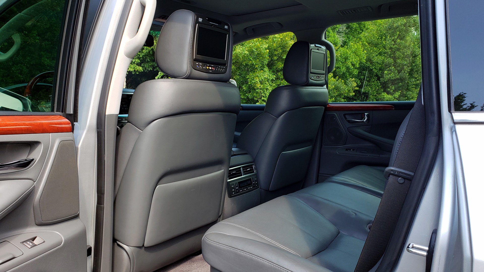 Used 2008 Lexus LX 570 4WD NAV / TECHNOLOGY PKG / 3-ROW / SUNROOF / REARVIEW for sale Sold at Formula Imports in Charlotte NC 28227 67