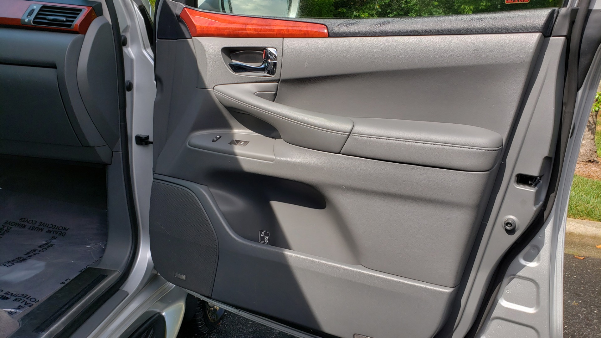 Used 2008 Lexus LX 570 4WD NAV / TECHNOLOGY PKG / 3-ROW / SUNROOF / REARVIEW for sale Sold at Formula Imports in Charlotte NC 28227 71