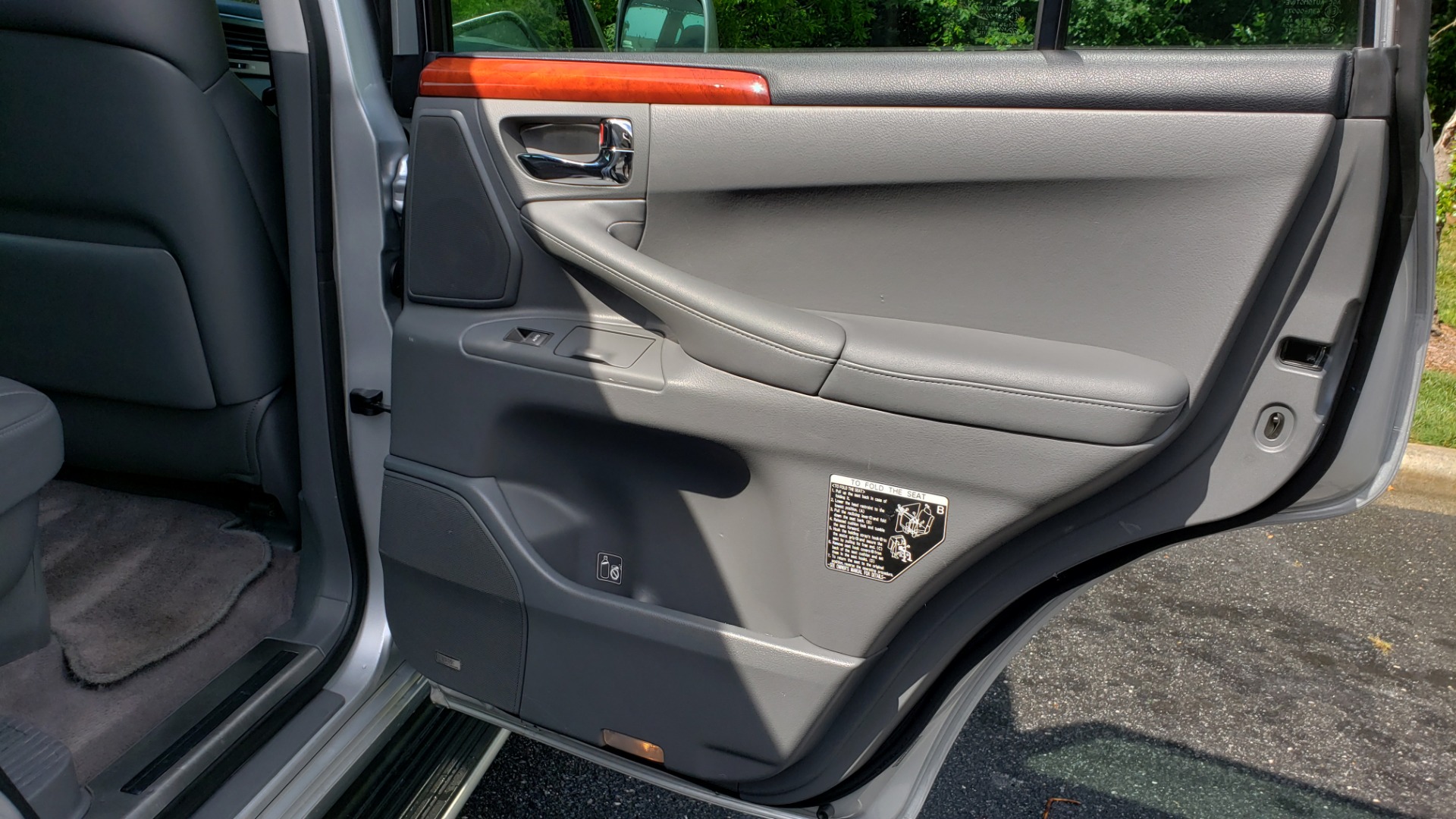 Used 2008 Lexus LX 570 4WD NAV / TECHNOLOGY PKG / 3-ROW / SUNROOF / REARVIEW for sale Sold at Formula Imports in Charlotte NC 28227 76