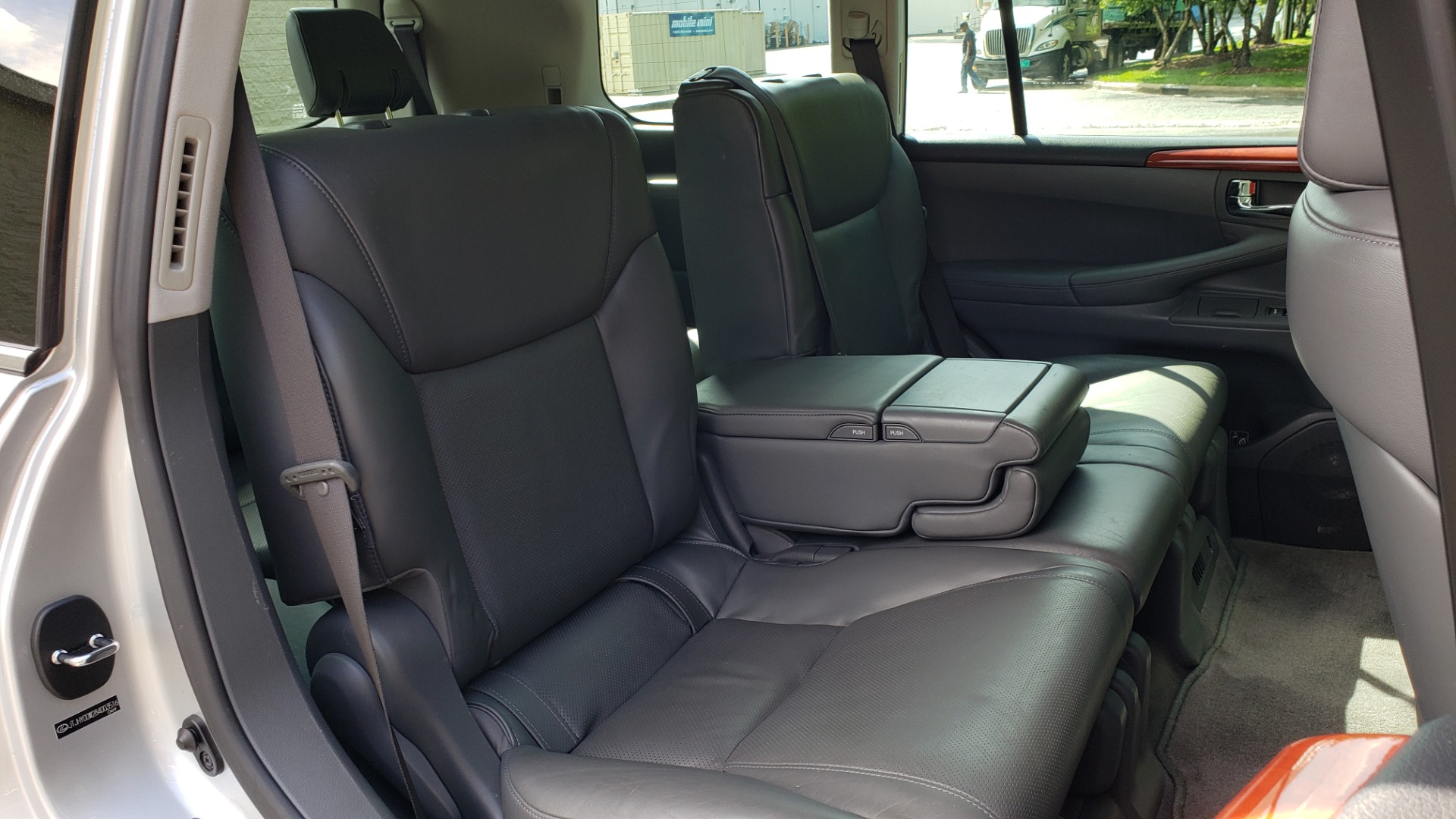 Used 2008 Lexus LX 570 4WD NAV / TECHNOLOGY PKG / 3-ROW / SUNROOF / REARVIEW for sale Sold at Formula Imports in Charlotte NC 28227 79