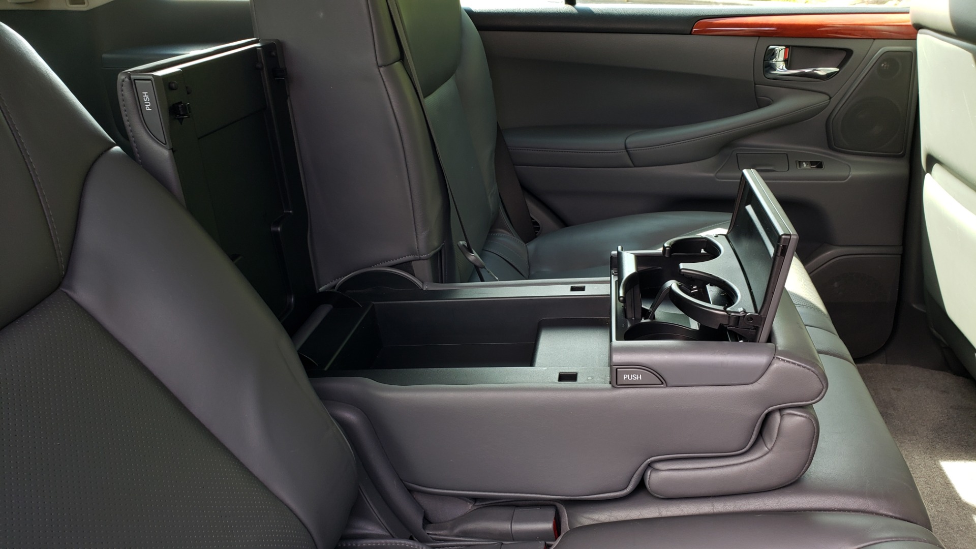 Used 2008 Lexus LX 570 4WD NAV / TECHNOLOGY PKG / 3-ROW / SUNROOF / REARVIEW for sale Sold at Formula Imports in Charlotte NC 28227 81