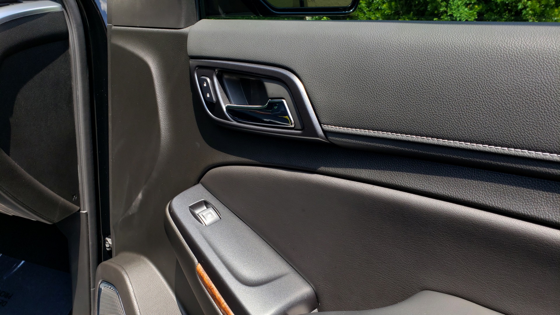 Used 2018 Chevrolet TAHOE PREMIER 4WD / RST EDIT / NAV / SUNROOF / CAMERA / 3-ROW for sale Sold at Formula Imports in Charlotte NC 28227 79