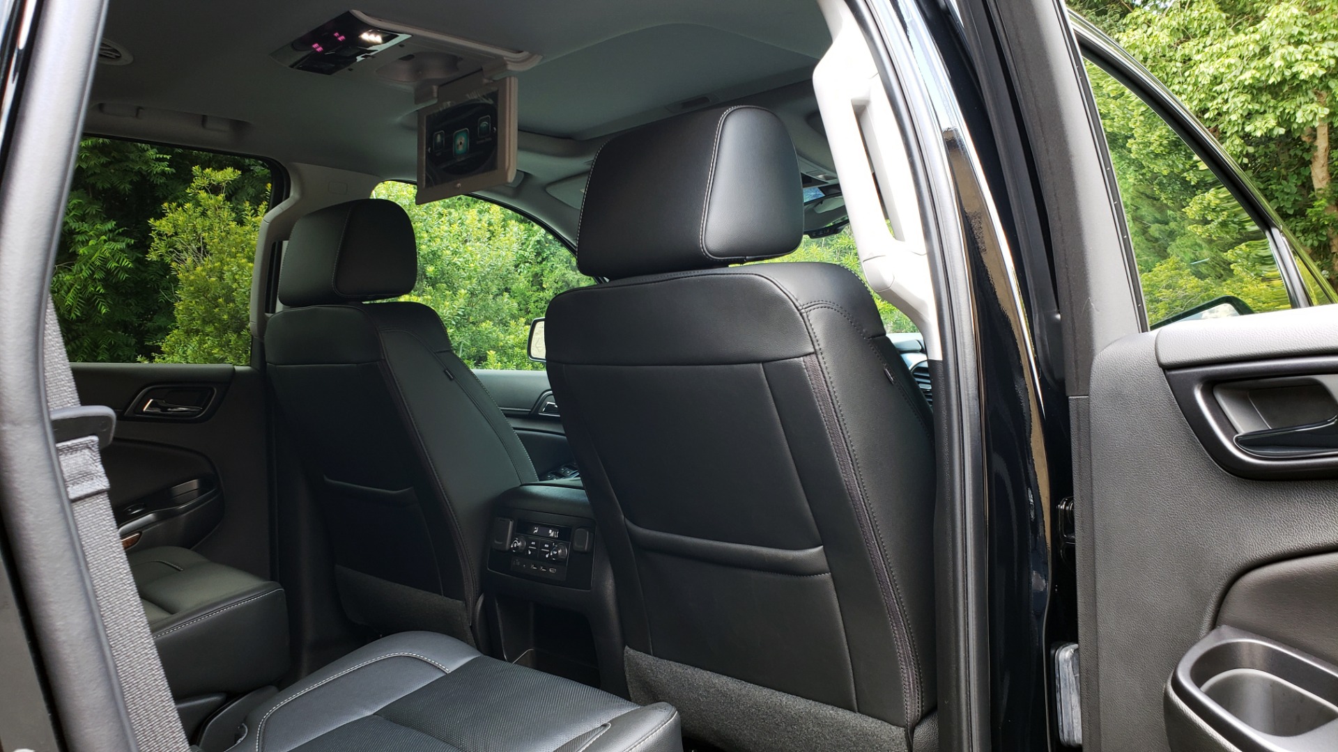 Used 2018 Chevrolet TAHOE PREMIER 4WD / RST EDIT / NAV / SUNROOF / CAMERA / 3-ROW for sale Sold at Formula Imports in Charlotte NC 28227 88