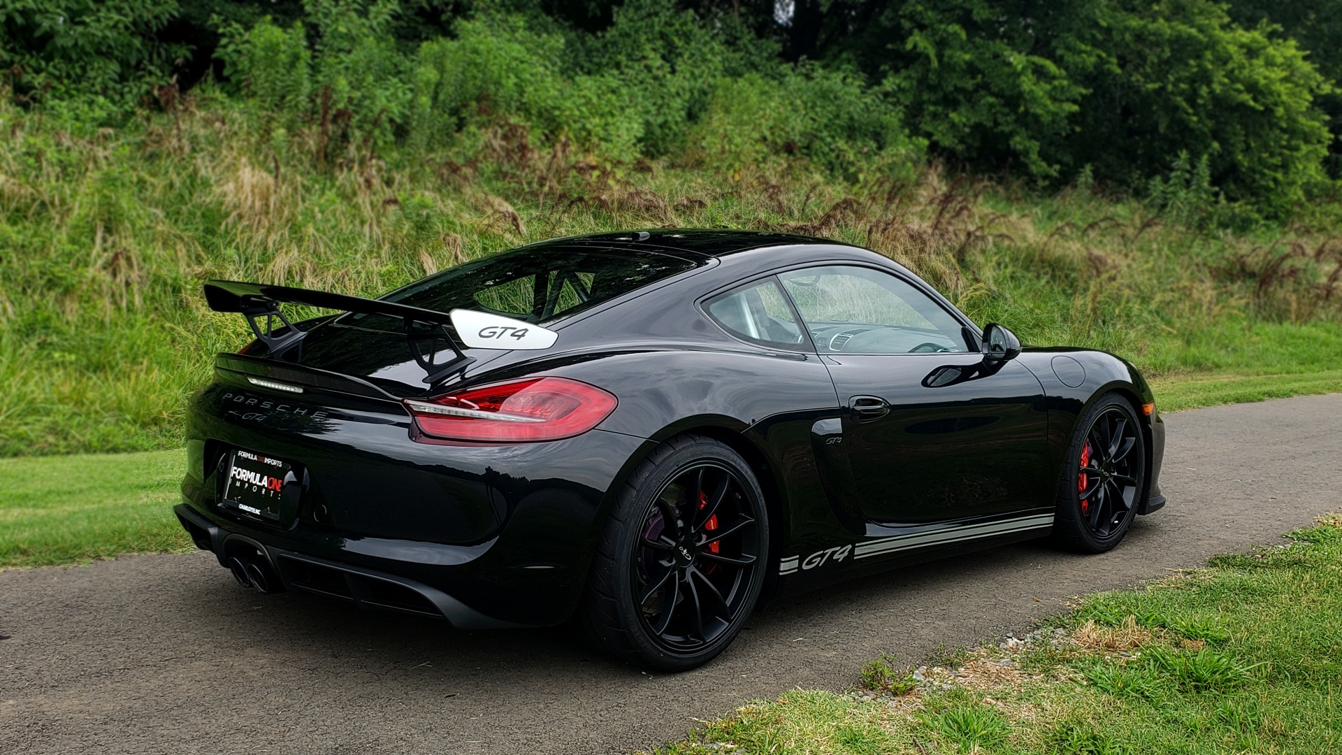 Used 2016 Porsche CAYMAN GT4 / NAV / 6-SPD MANUAL / DUAL-ZONE A/C / SPORT EXHAUST for sale Sold at Formula Imports in Charlotte NC 28227 12