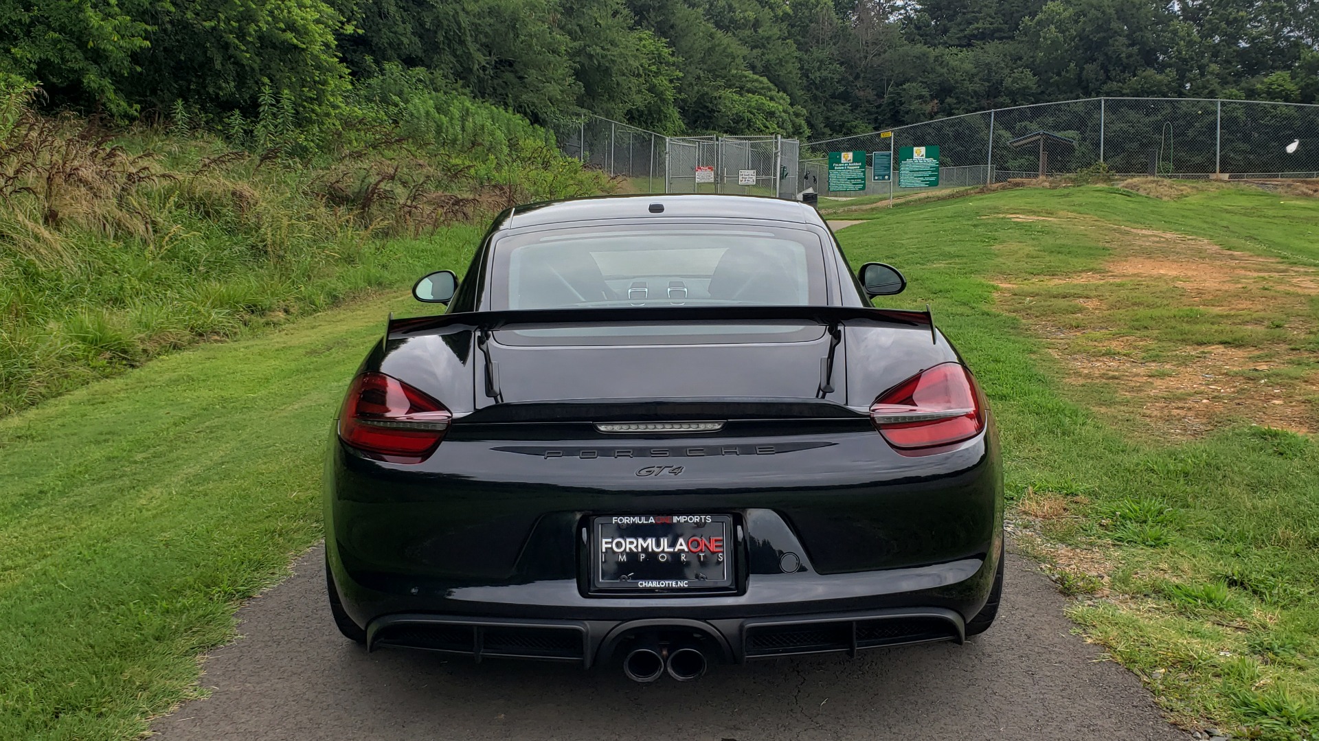 Used 2016 Porsche CAYMAN GT4 / NAV / 6-SPD MANUAL / DUAL-ZONE A/C / SPORT EXHAUST for sale Sold at Formula Imports in Charlotte NC 28227 41
