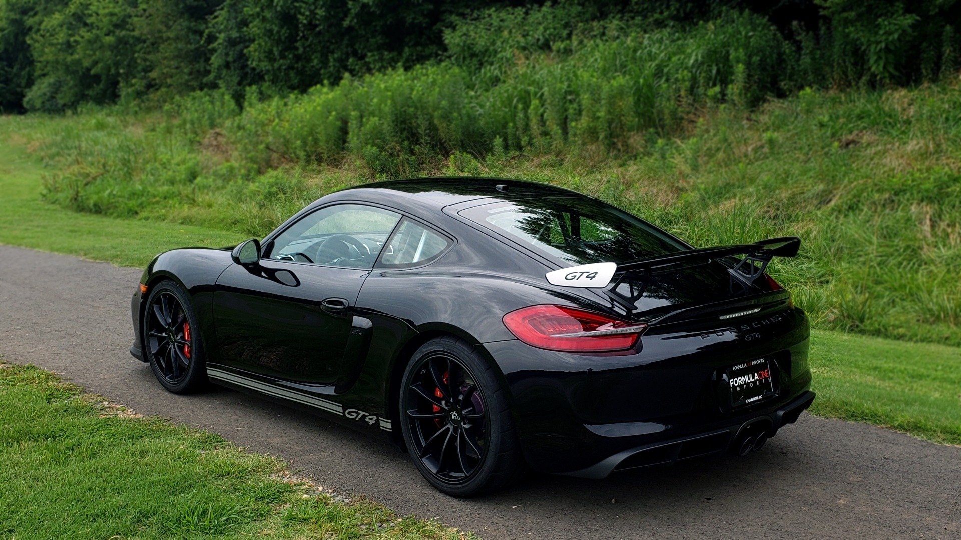 Used 2016 Porsche CAYMAN GT4 / NAV / 6-SPD MANUAL / DUAL-ZONE A/C / SPORT EXHAUST for sale Sold at Formula Imports in Charlotte NC 28227 6