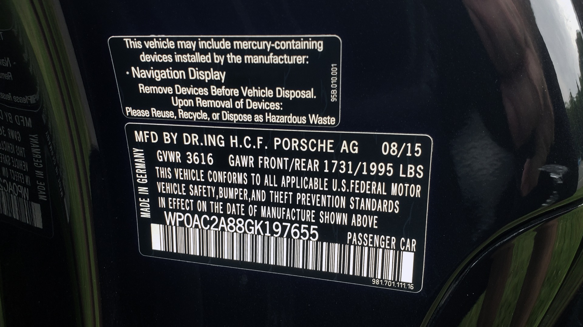 Used 2016 Porsche CAYMAN GT4 / NAV / 6-SPD MANUAL / DUAL-ZONE A/C / SPORT EXHAUST for sale Sold at Formula Imports in Charlotte NC 28227 82