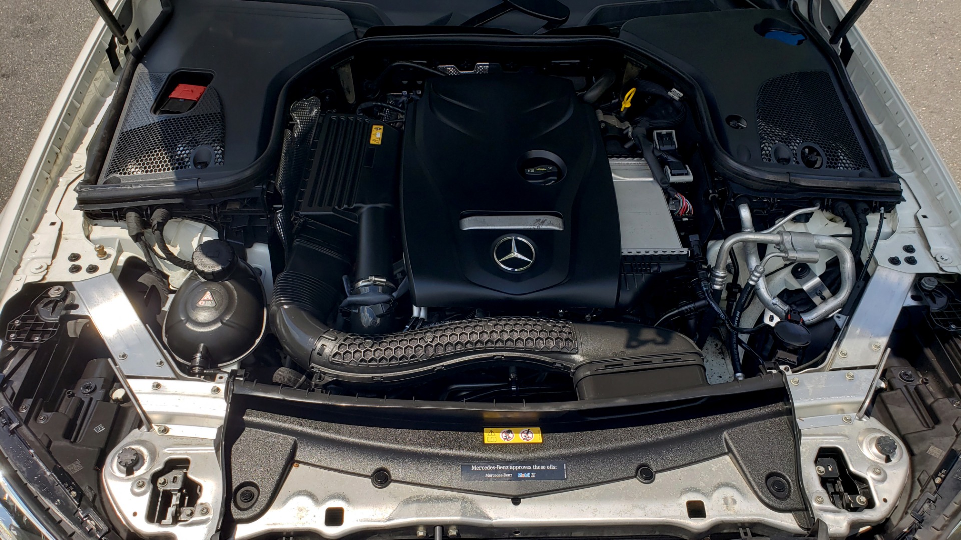 Used 2017 Mercedes-Benz E-CLASS E 300 PREMIUM / SPORT / NAV / SUNROOF / HTD STS / BSM / REARVIEW for sale $27,995 at Formula Imports in Charlotte NC 28227 11