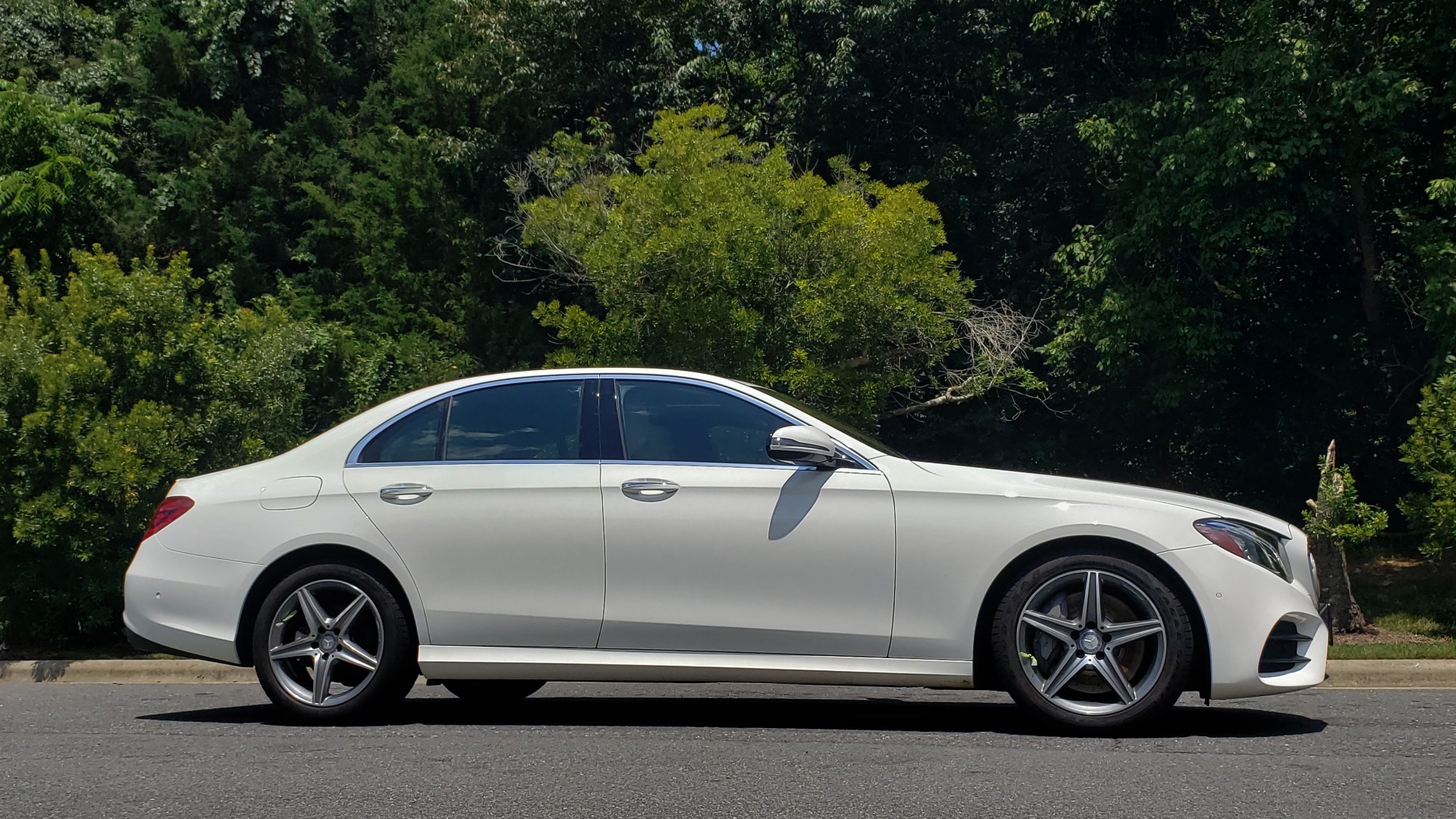 Used 2017 Mercedes-Benz E-Class E 300 Luxury for sale Sold at Formula Imports in Charlotte NC 28227 5