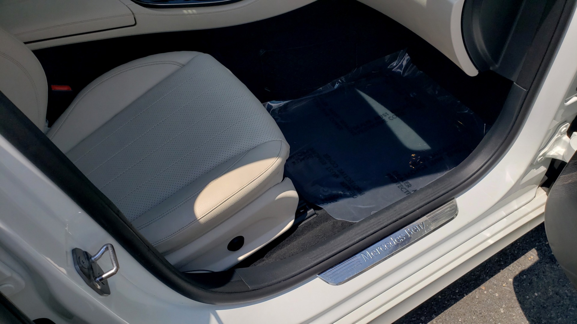 Used 2017 Mercedes-Benz E-CLASS E 300 PREMIUM / SPORT / NAV / SUNROOF / HTD STS / BSM / REARVIEW for sale $27,995 at Formula Imports in Charlotte NC 28227 63