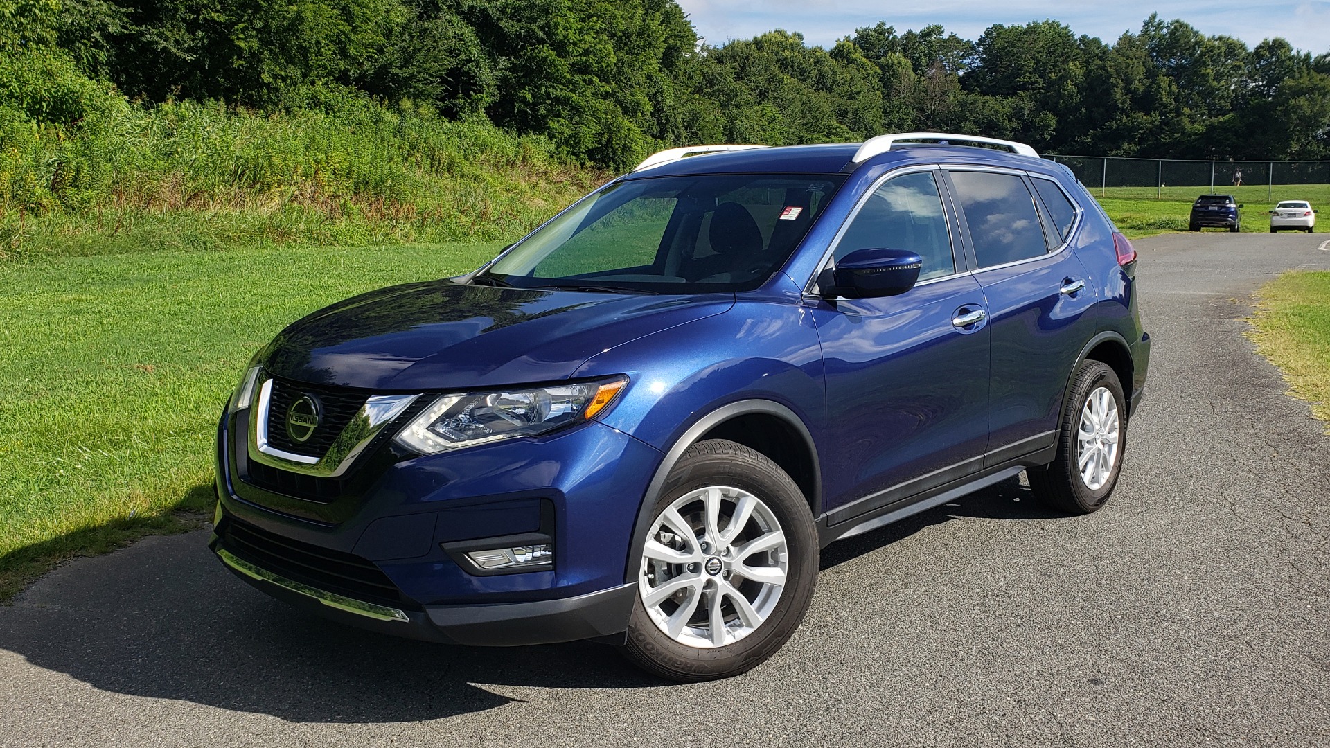 Used 2018 Nissan ROGUE SV / FWD / DUAL-ZONE CLIMATE / HEATED SEATS / REARVIEW for sale Sold at Formula Imports in Charlotte NC 28227 29