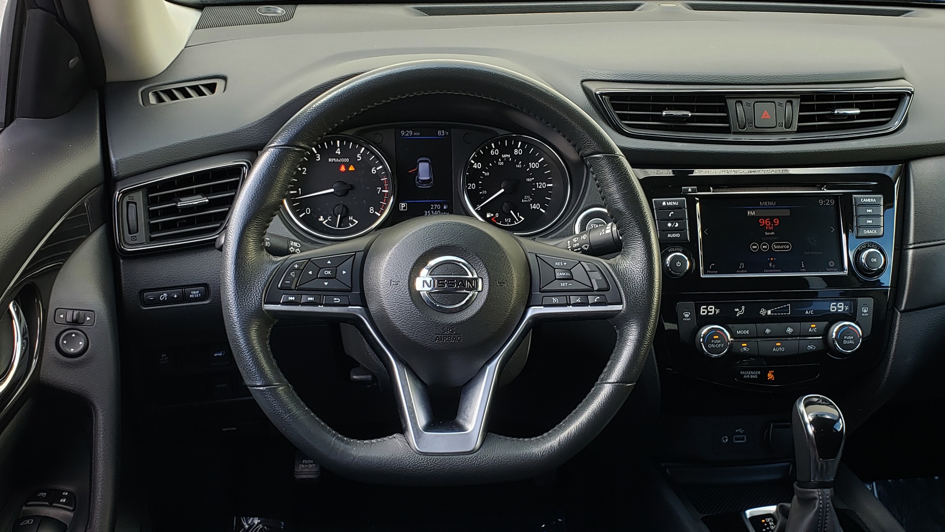 Used 2018 Nissan ROGUE SV / FWD / DUAL-ZONE CLIMATE / HEATED SEATS / REARVIEW for sale Sold at Formula Imports in Charlotte NC 28227 37