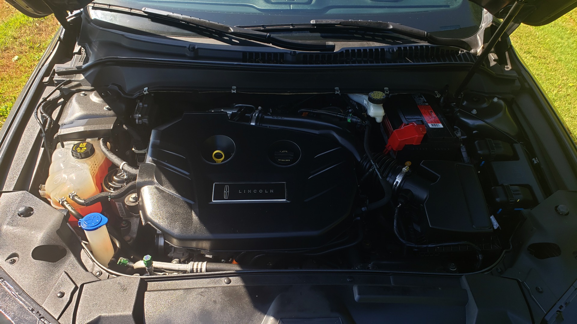Used 2017 Lincoln MKZ SELECT PLUS / FWD / 2.0L 4-CYL / TECH / NAV / SNRF / REARVIEW for sale Sold at Formula Imports in Charlotte NC 28227 16