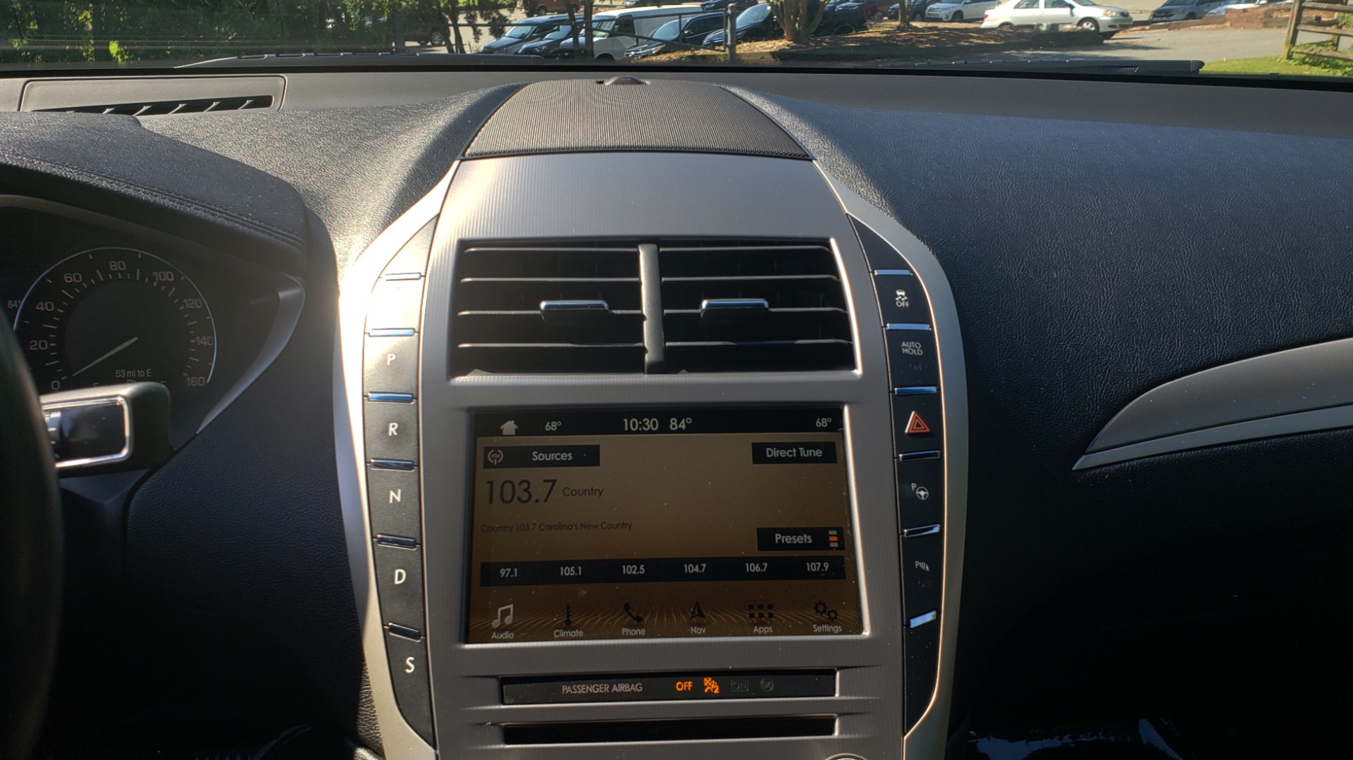 Used 2017 Lincoln MKZ SELECT PLUS / FWD / 2.0L 4-CYL / TECH / NAV / SNRF / REARVIEW for sale Sold at Formula Imports in Charlotte NC 28227 29