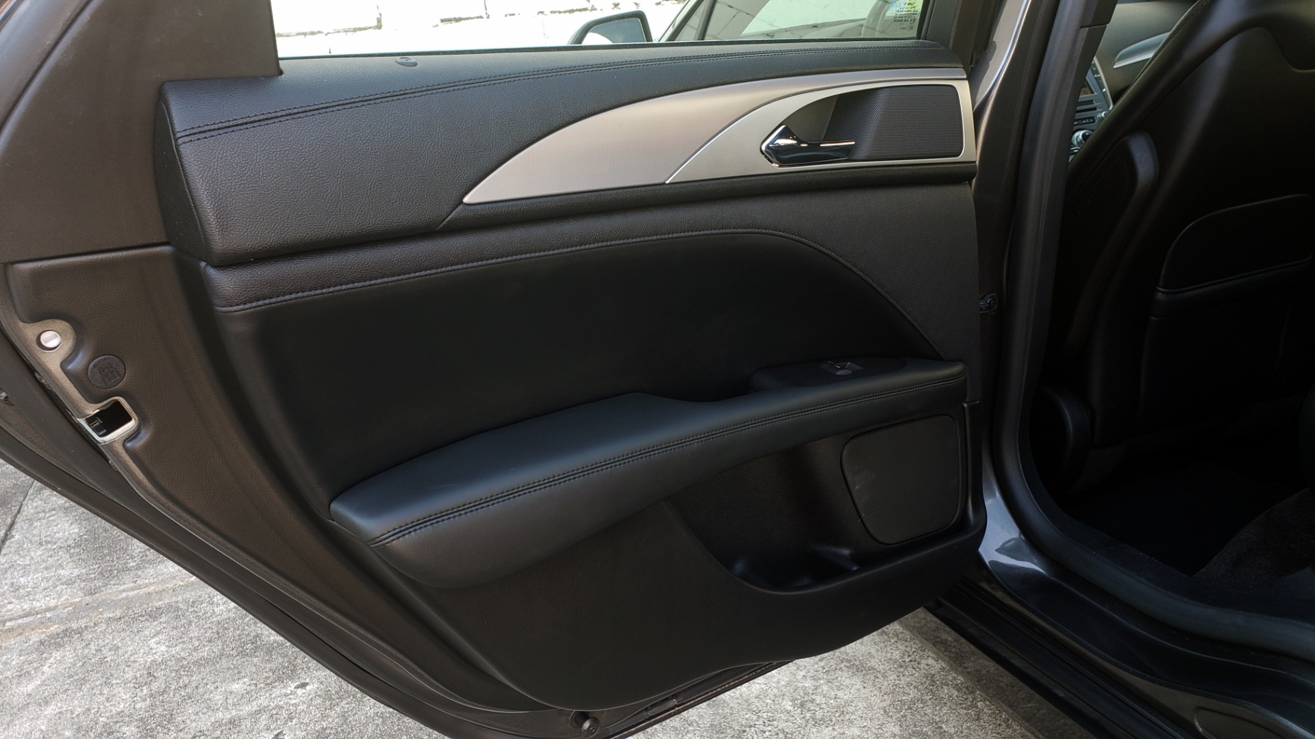 Used 2017 Lincoln MKZ SELECT PLUS / FWD / 2.0L 4-CYL / TECH / NAV / SNRF / REARVIEW for sale Sold at Formula Imports in Charlotte NC 28227 58