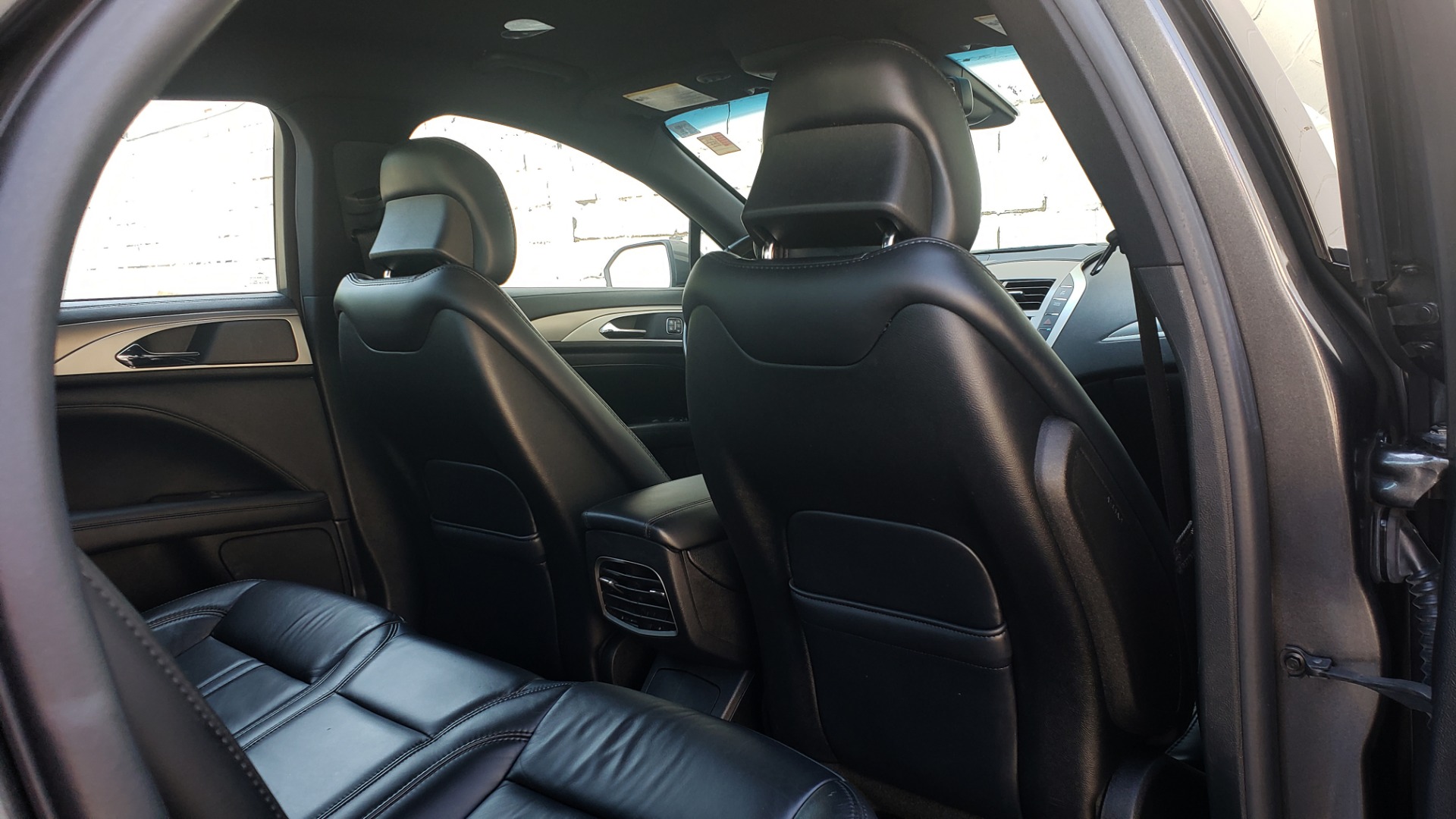 Used 2017 Lincoln MKZ SELECT PLUS / FWD / 2.0L 4-CYL / TECH / NAV / SNRF / REARVIEW for sale Sold at Formula Imports in Charlotte NC 28227 77
