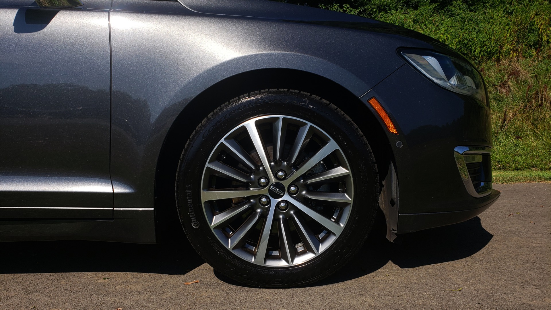 Used 2017 Lincoln MKZ SELECT PLUS / FWD / 2.0L 4-CYL / TECH / NAV / SNRF / REARVIEW for sale Sold at Formula Imports in Charlotte NC 28227 85