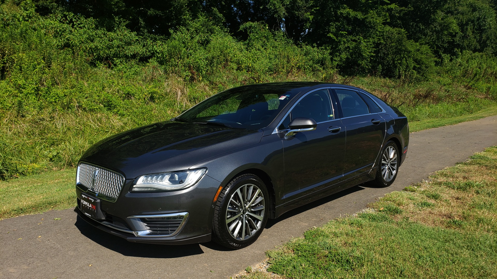 Used 2017 Lincoln MKZ SELECT PLUS / FWD / 2.0L 4-CYL / TECH / NAV / SNRF / REARVIEW for sale Sold at Formula Imports in Charlotte NC 28227 1