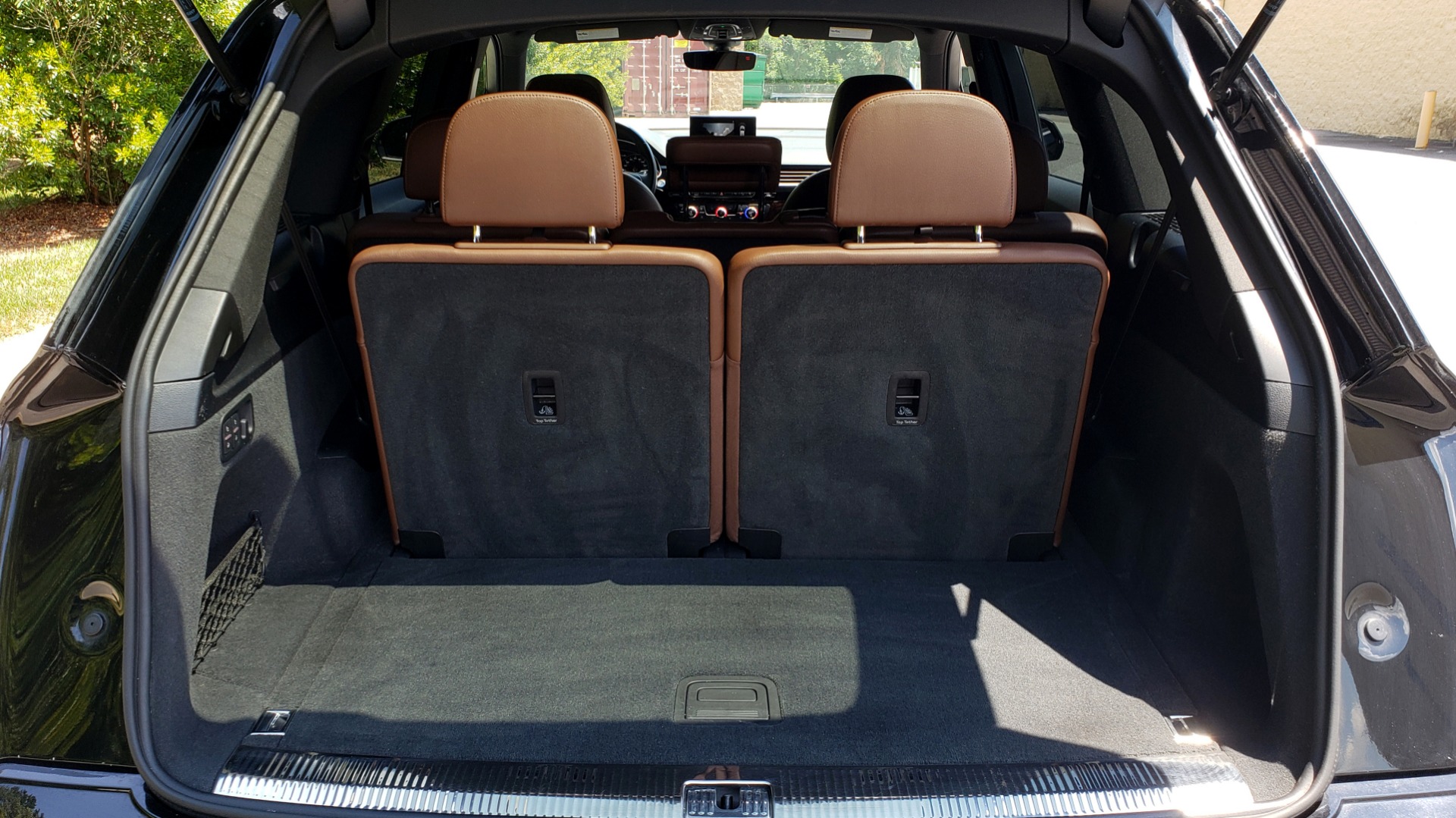 Used 2017 Audi Q7 PREMIUM PLUS / NAV / HTD STS / SUNROOF / REARVIEW / 3-ROW for sale Sold at Formula Imports in Charlotte NC 28227 14