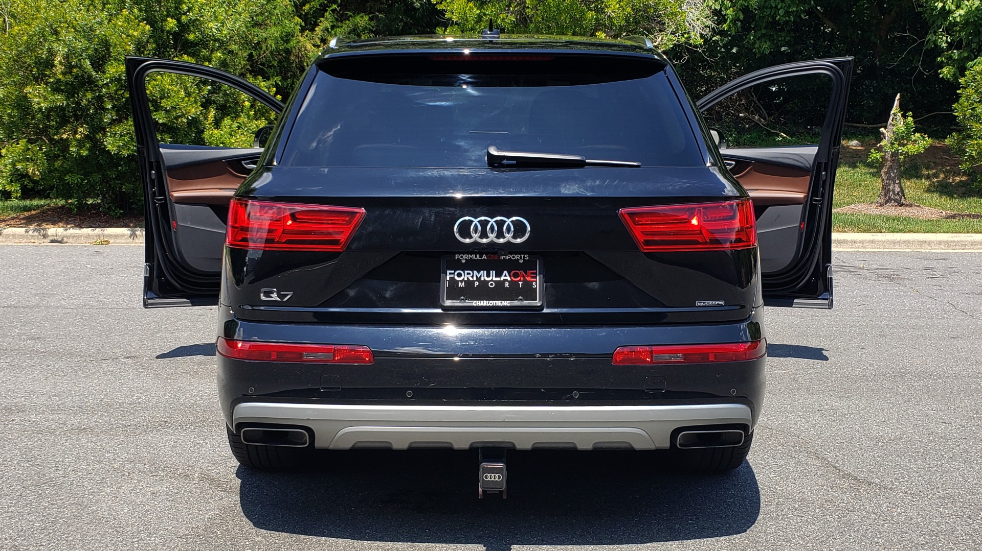 Used 2017 Audi Q7 PREMIUM PLUS / NAV / HTD STS / SUNROOF / REARVIEW / 3-ROW for sale Sold at Formula Imports in Charlotte NC 28227 31