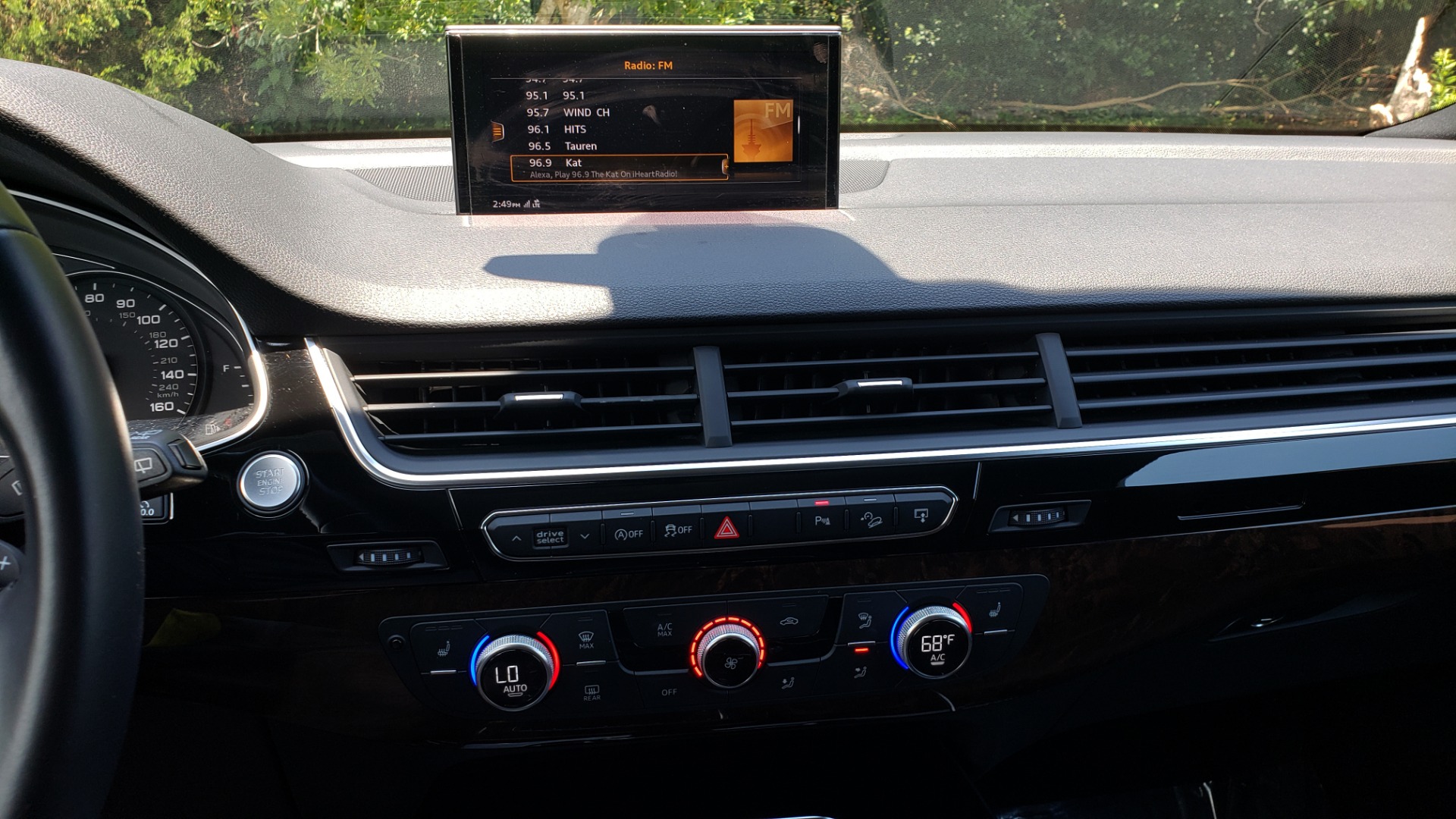Used 2017 Audi Q7 PREMIUM PLUS / NAV / CLD WTHR / 3-ROW / REARVIEW for sale $35,399 at Formula Imports in Charlotte NC 28227 46