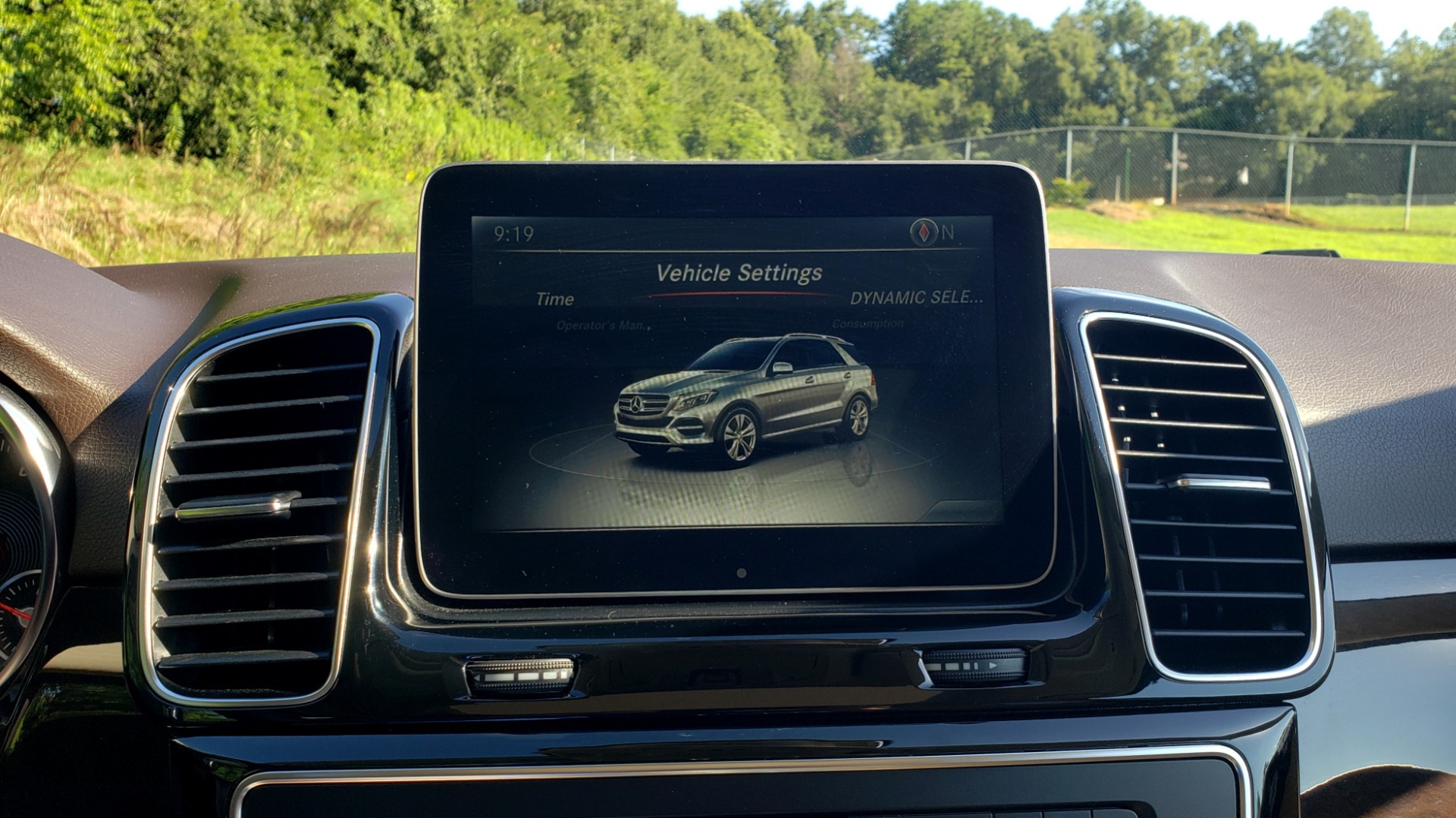 Used 2017 Mercedes-Benz GLE 350 4MATIC / PREM PKG / NAV / H/K SND / PANO-ROOF / REARVIEW for sale Sold at Formula Imports in Charlotte NC 28227 39