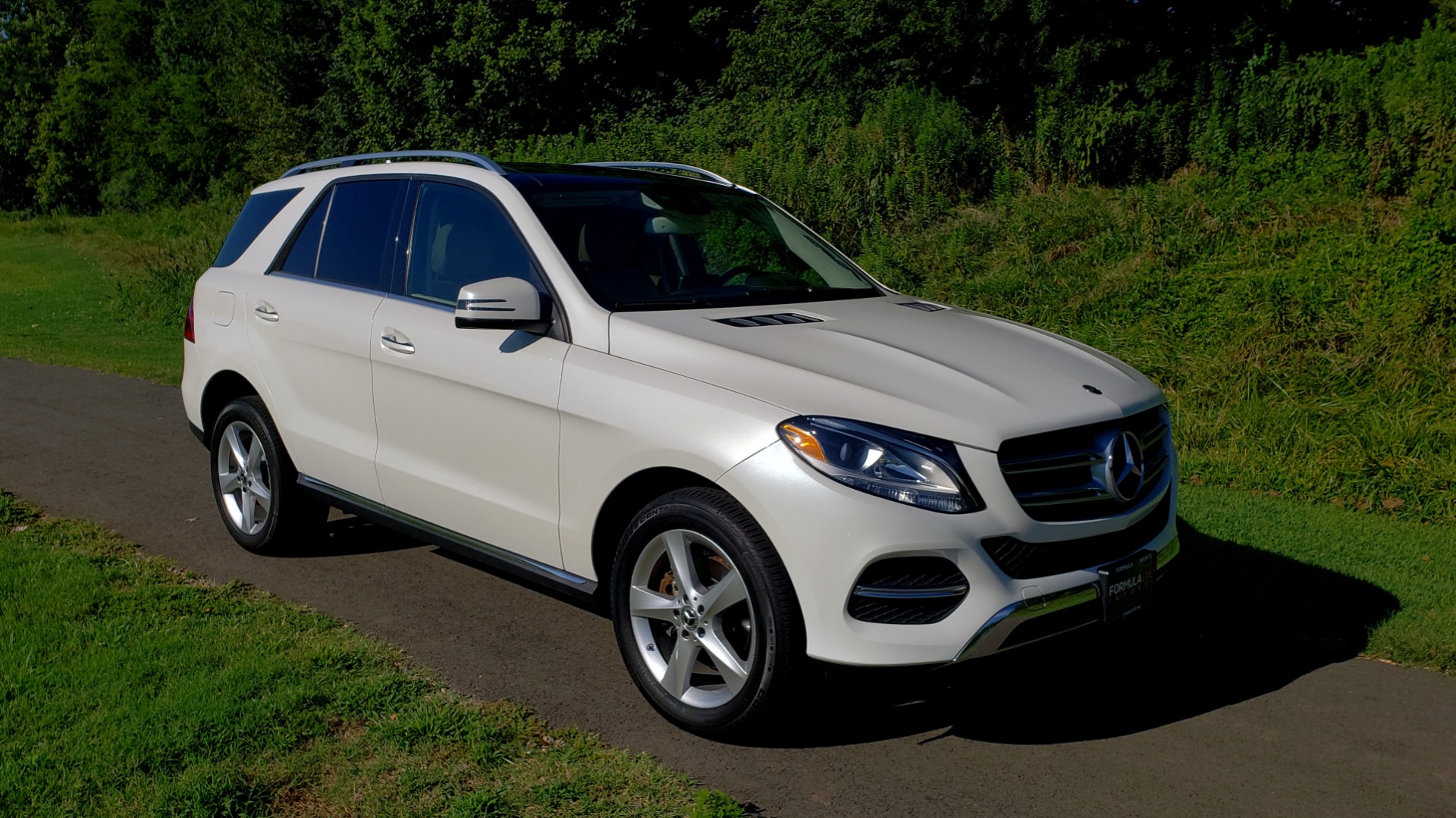 Used 2017 Mercedes-Benz GLE 350 4MATIC / PREM PKG / NAV / H/K SND / PANO-ROOF / REARVIEW for sale Sold at Formula Imports in Charlotte NC 28227 5